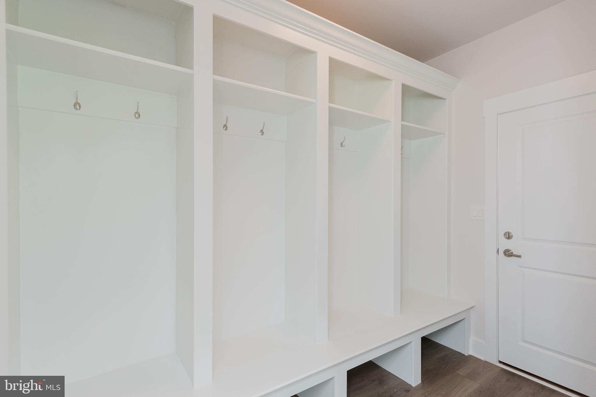 FREELAND - Residential