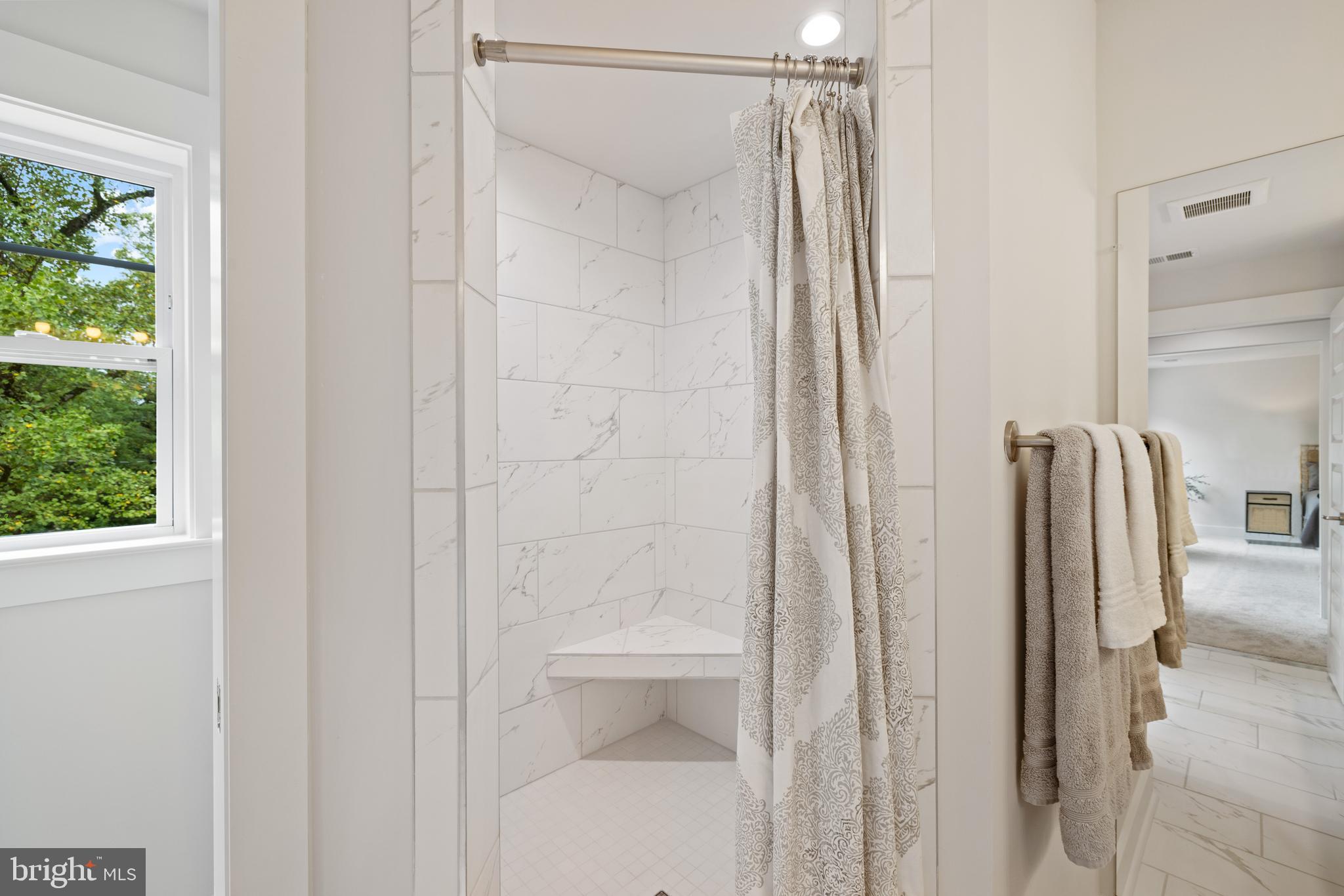 FREELAND - Residential