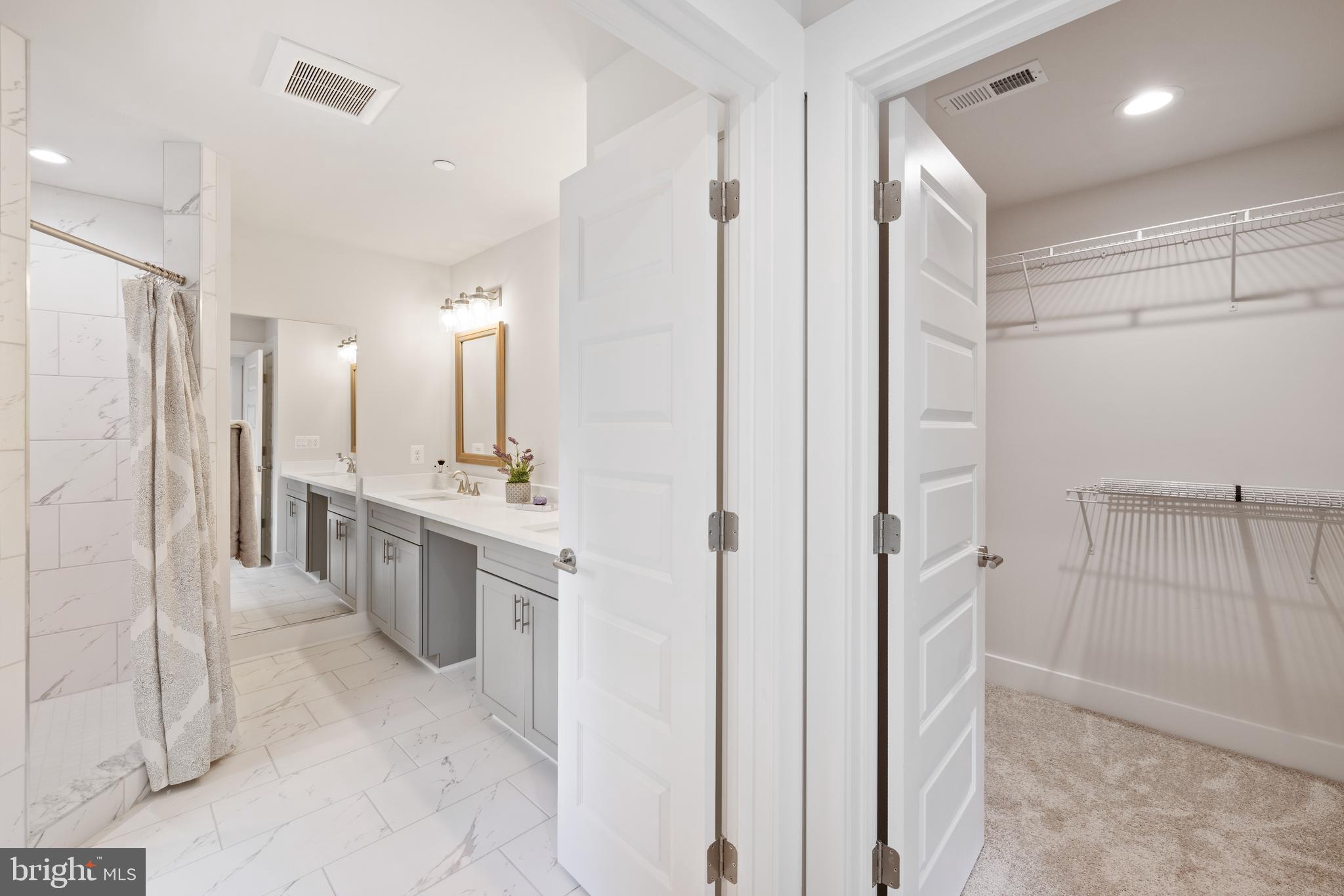 FREELAND - Residential