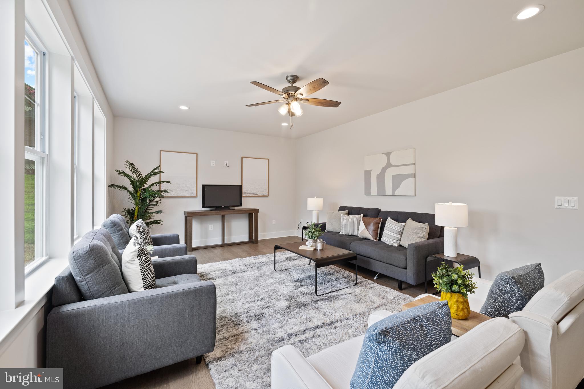 FREELAND - Residential