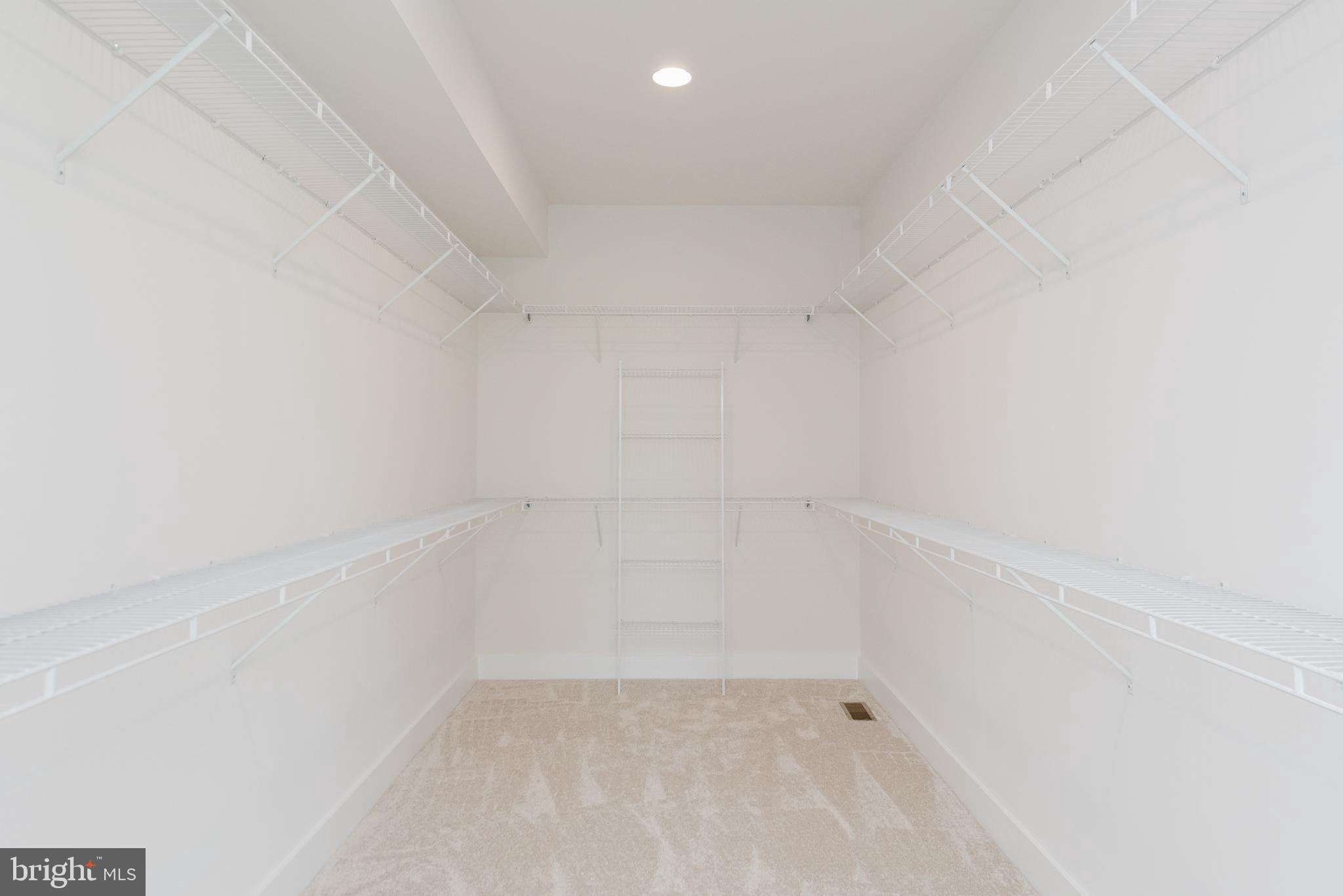 FREELAND - Residential