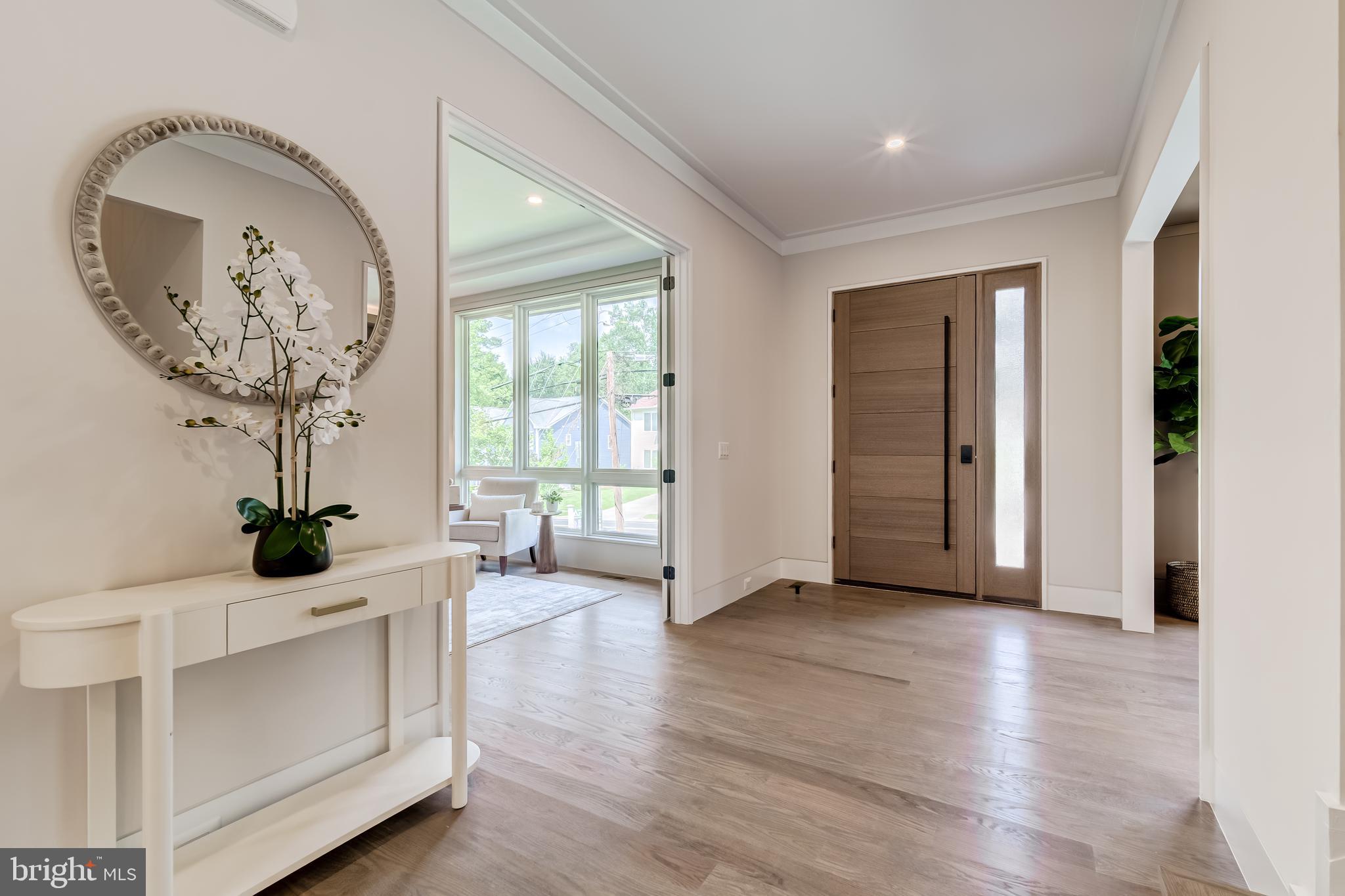 VIENNA WOODS - Residential