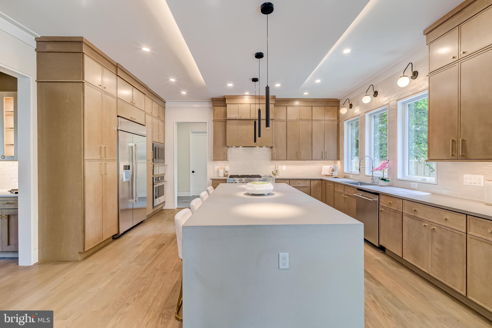 VIENNA WOODS - Residential