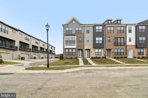 5008 HENRY KING WAY 16F BOWIE MD 20715