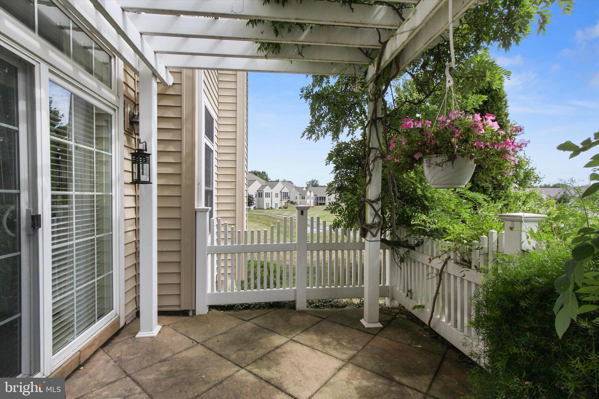 CARMELLA - Residential