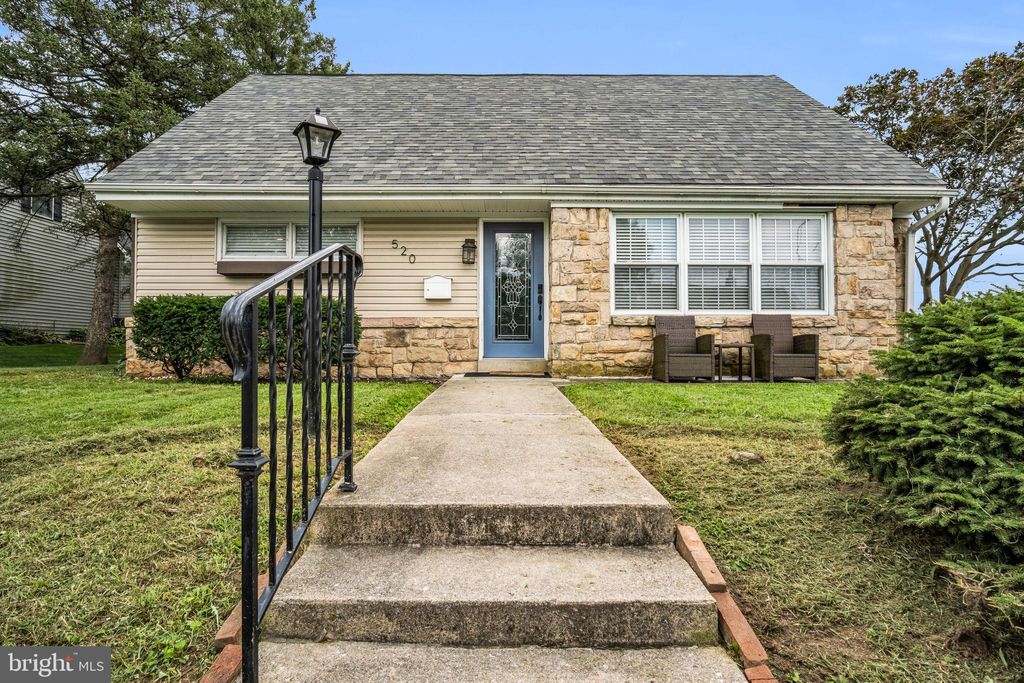 Photo of 520 W Caracas Avenue, HERSHEY, PA 17033 (MLS # PADA2047856)