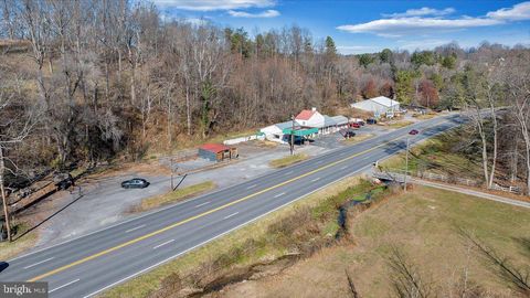 Photo of 7367 Lee Hwy, TROUTVILLE, VA 24175 (MLS # VABO2000036)
