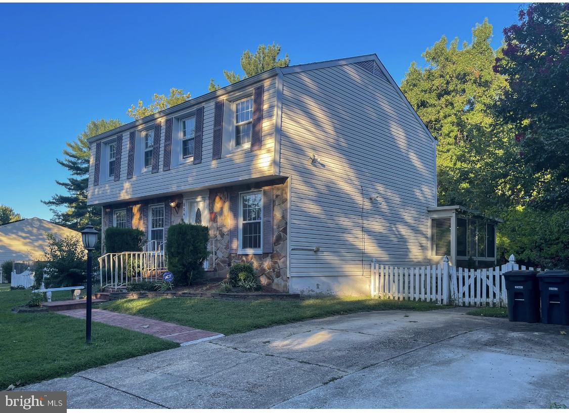 RAMBLING HILLS - Residential