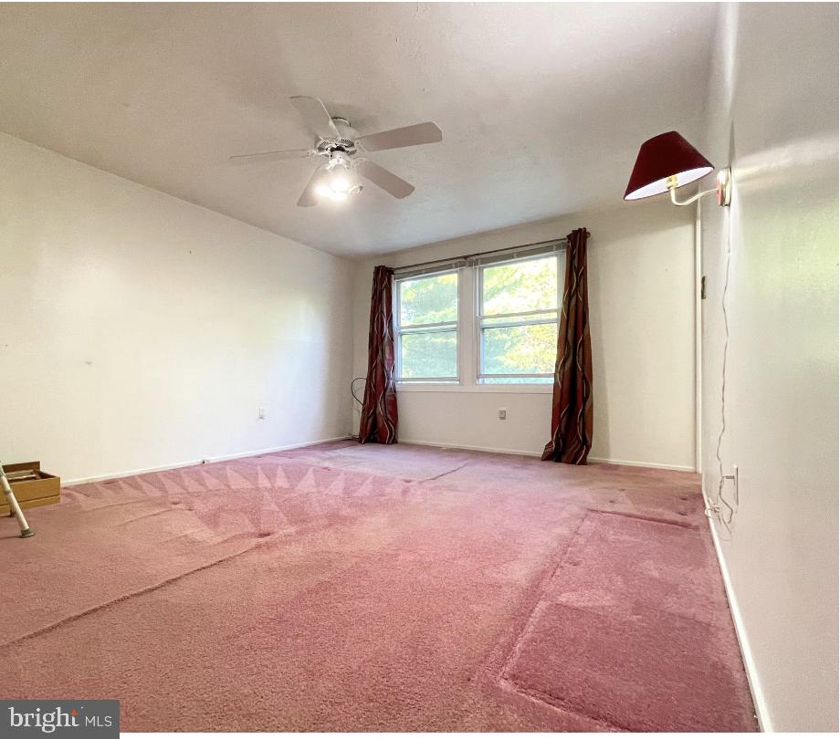 RAMBLING HILLS - Residential