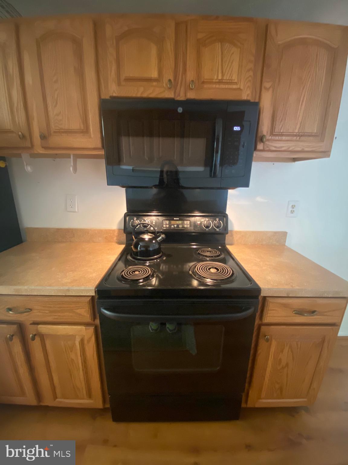 RAMBLING HILLS - Residential