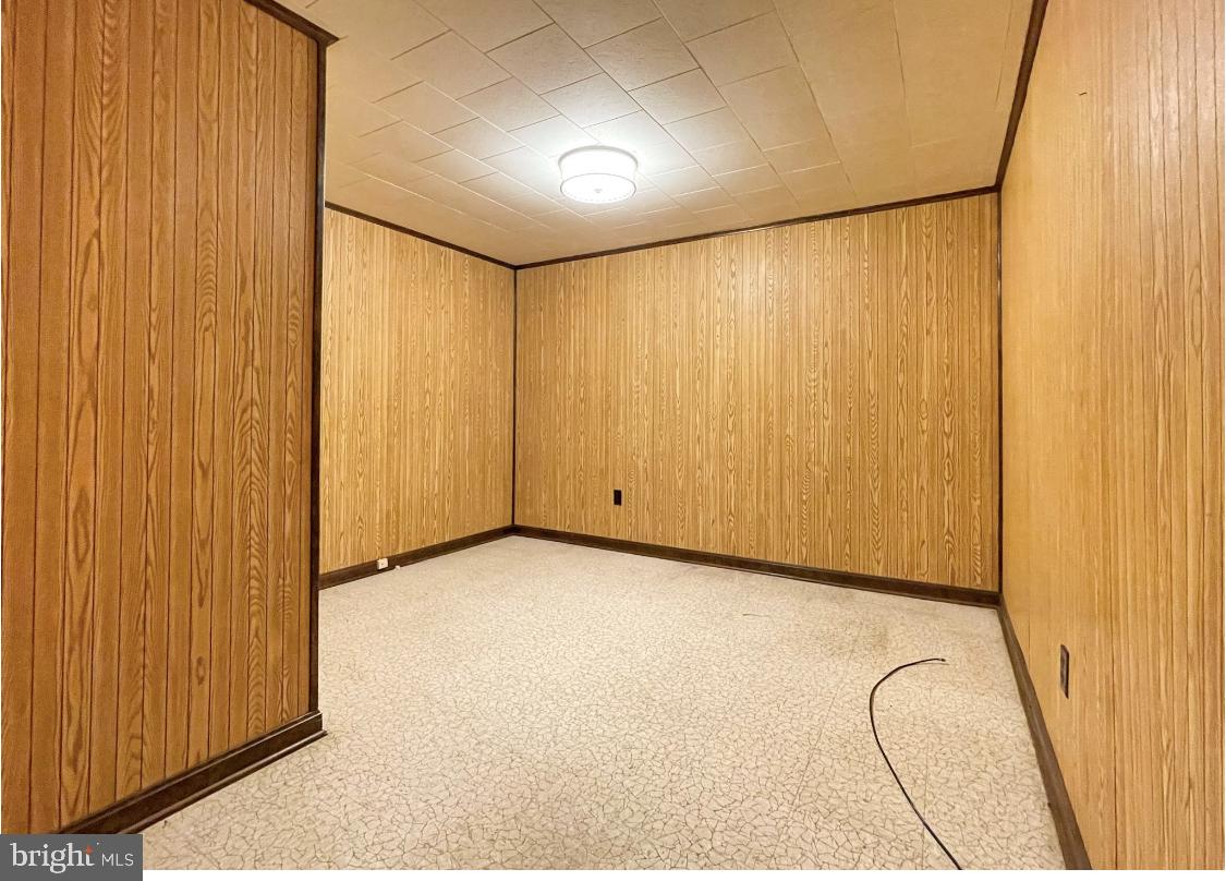 RAMBLING HILLS - Residential