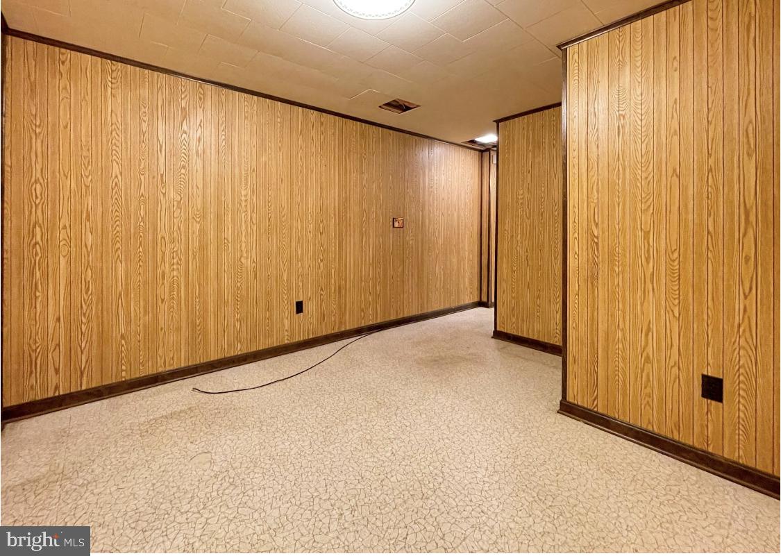 RAMBLING HILLS - Residential