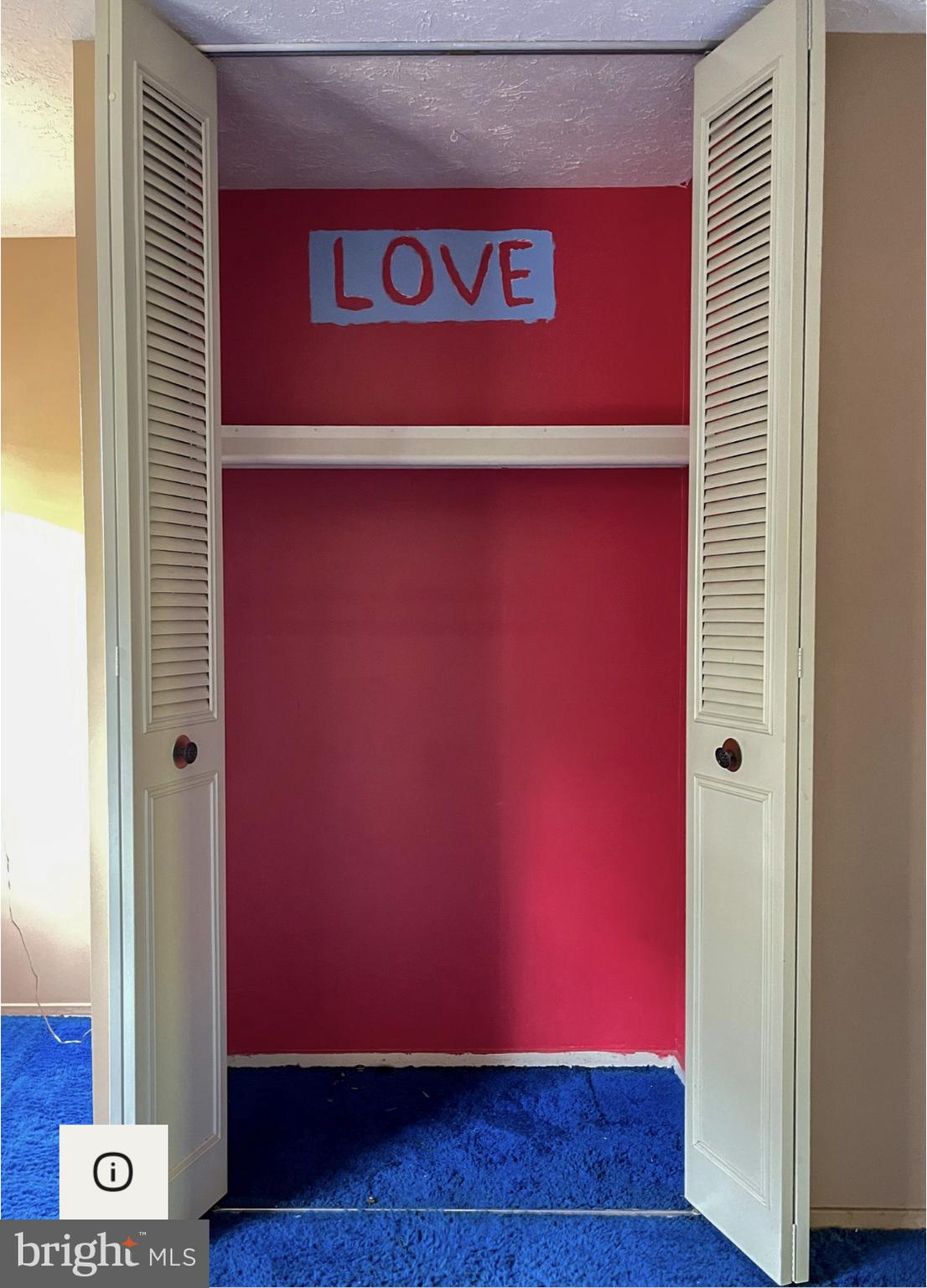 RAMBLING HILLS - Residential