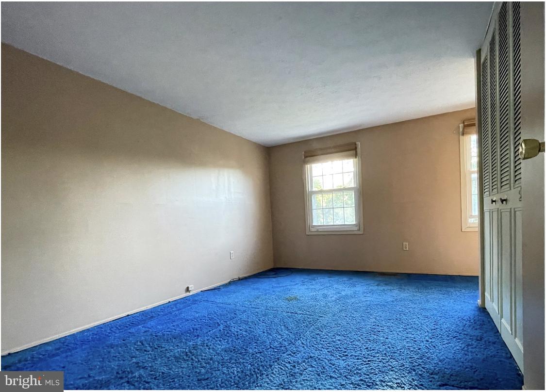 RAMBLING HILLS - Residential