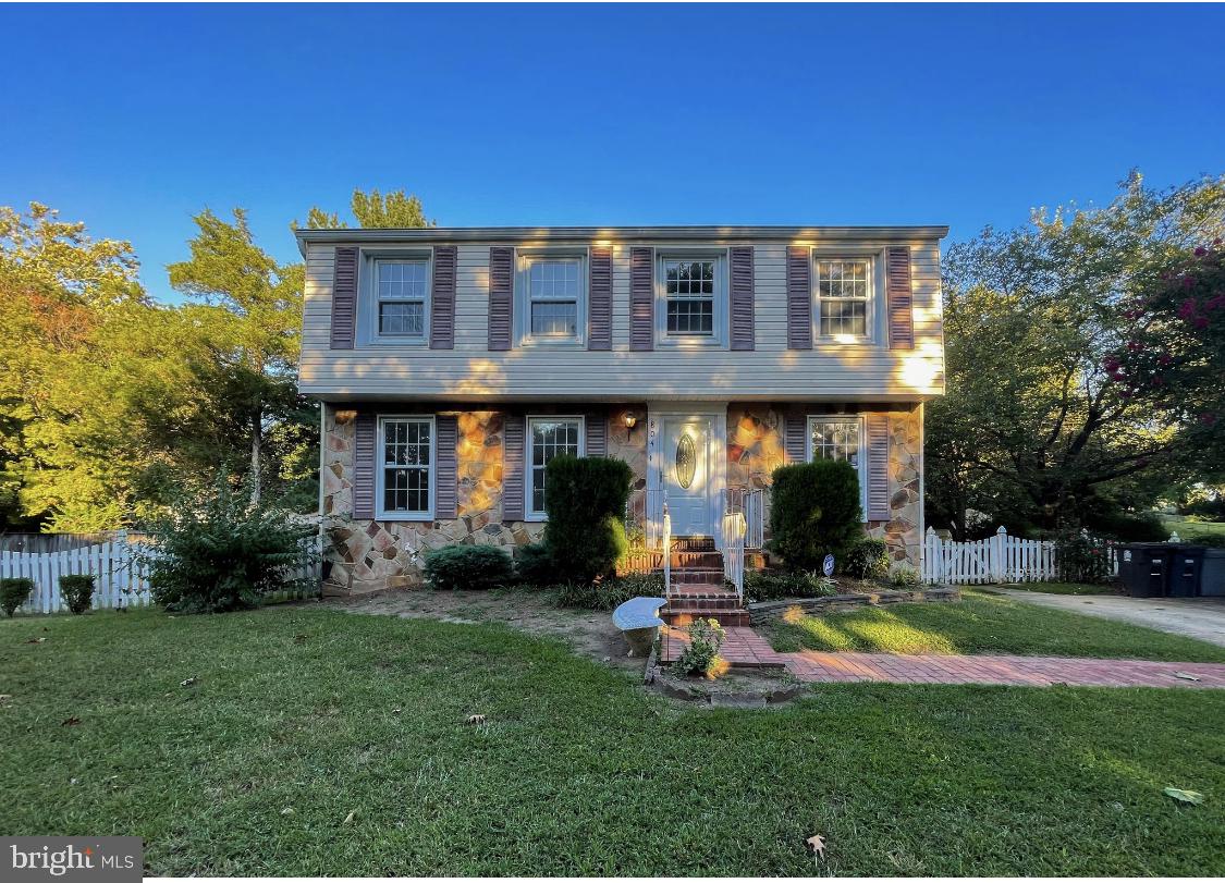 RAMBLING HILLS - Residential