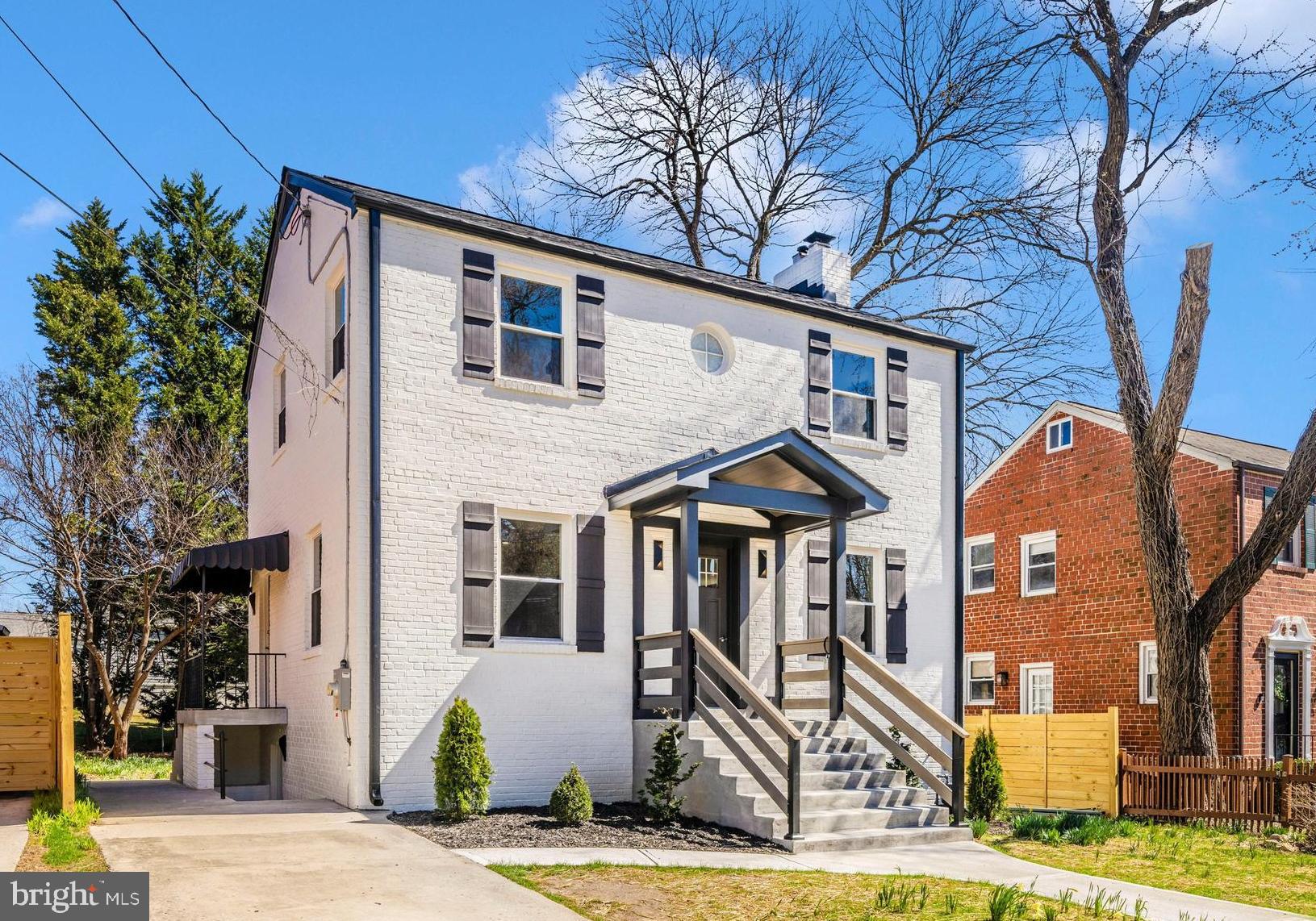 CAMERON HEIGHTS - Residential