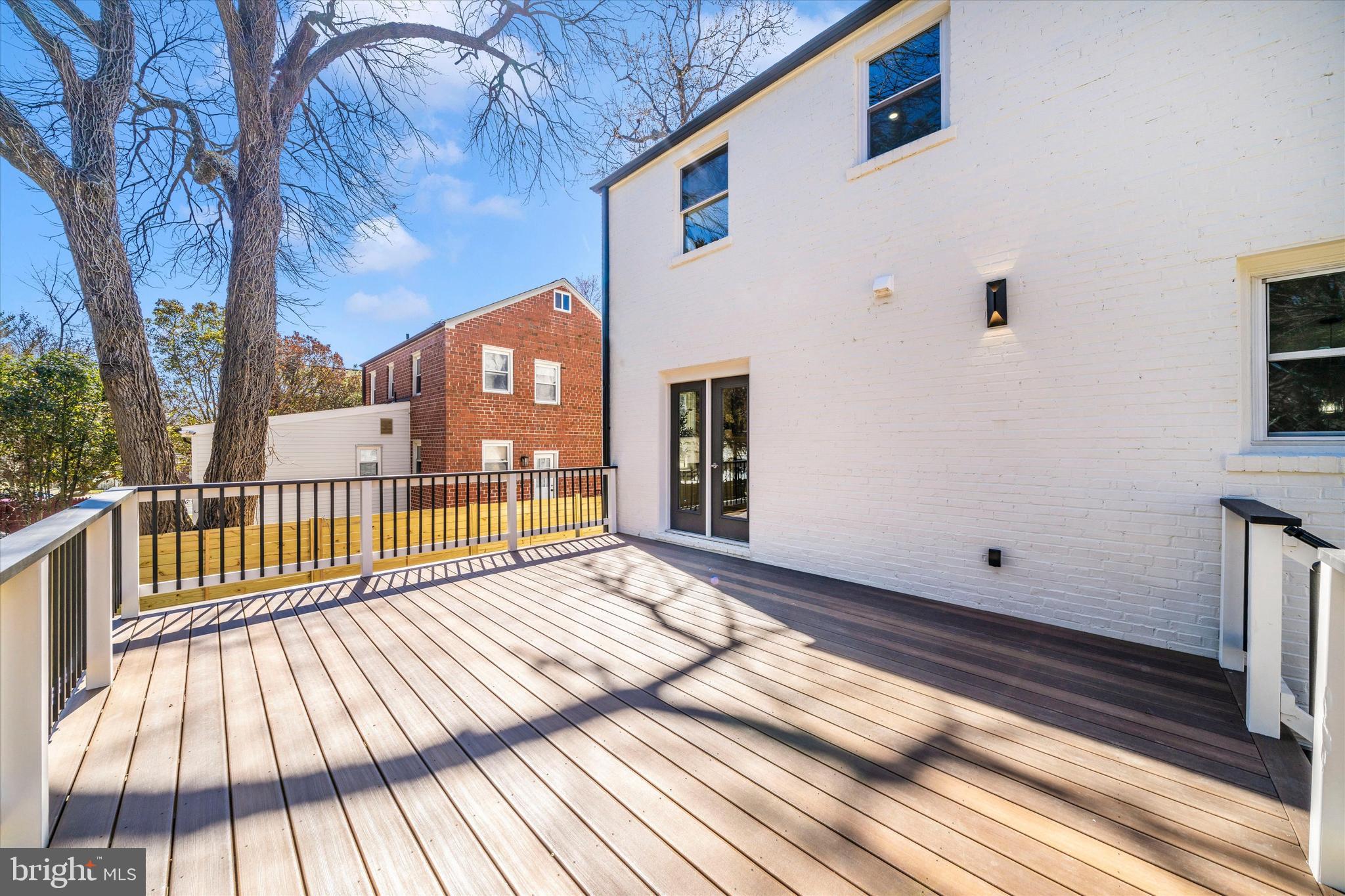 CAMERON HEIGHTS - Residential