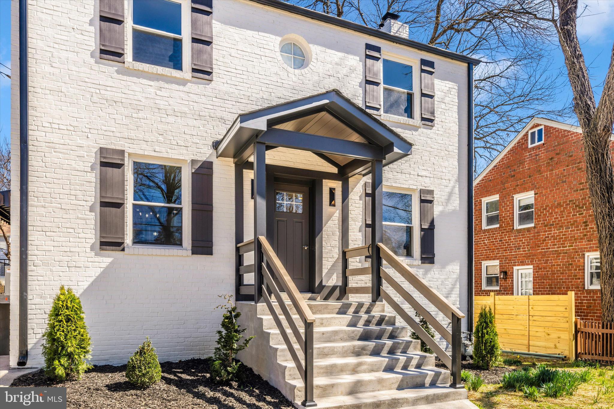 CAMERON HEIGHTS - Residential