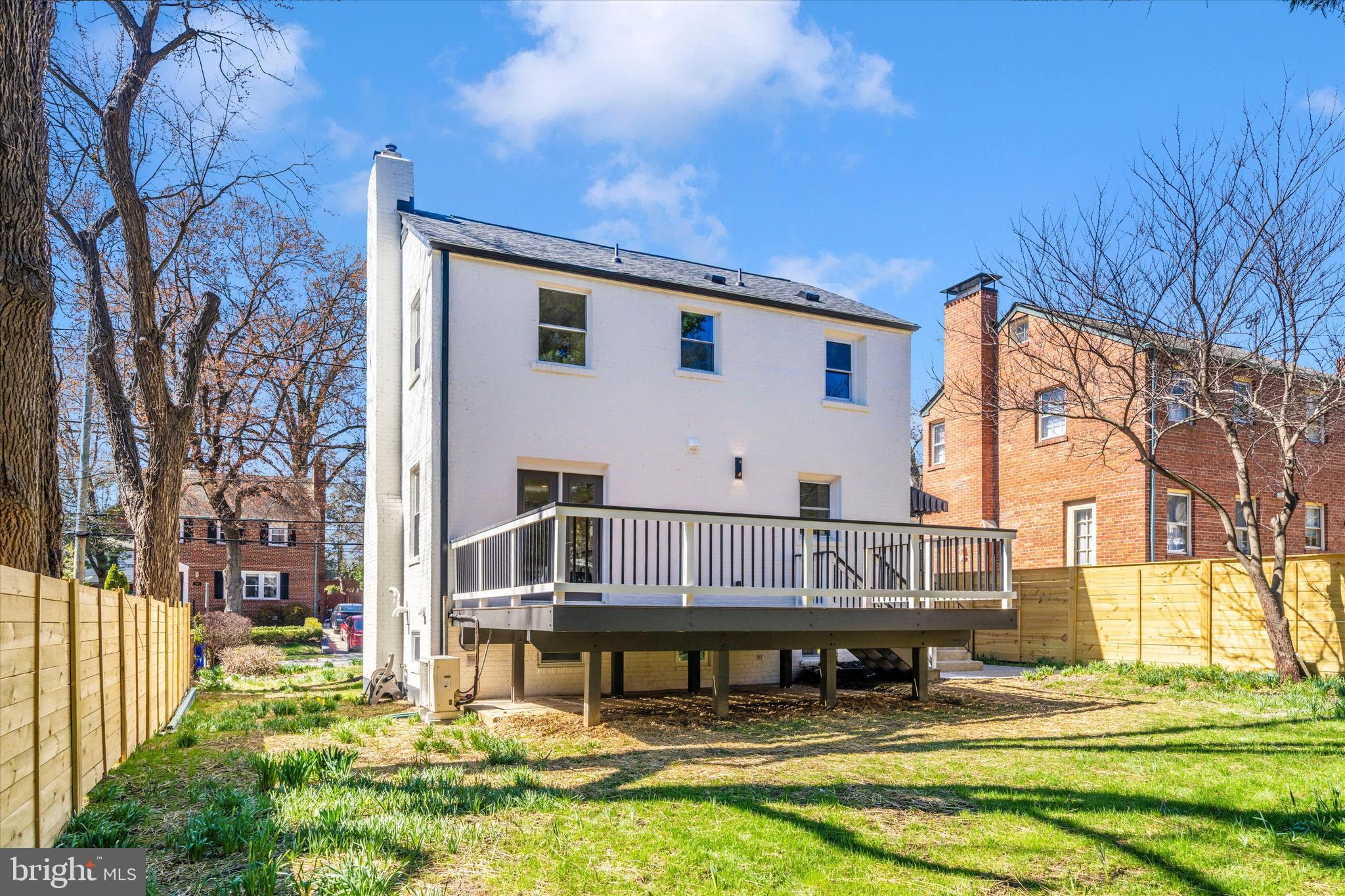 CAMERON HEIGHTS - Residential