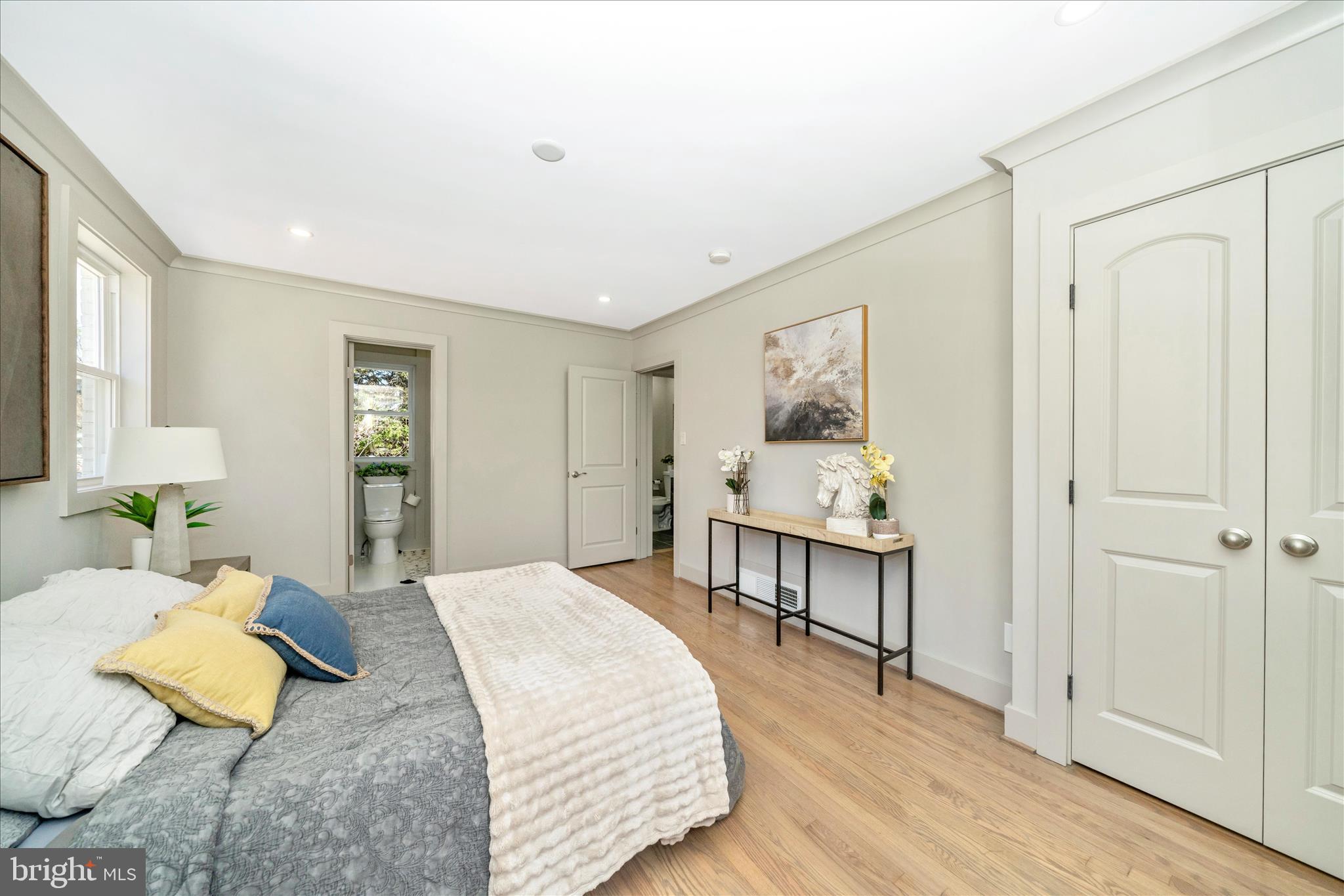 CAMERON HEIGHTS - Residential