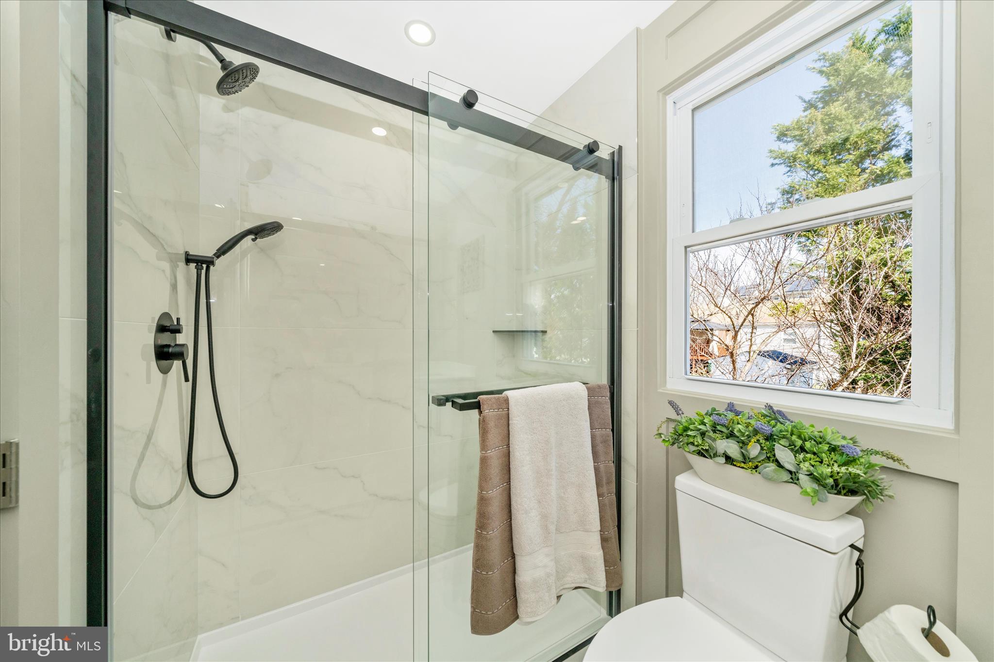 CAMERON HEIGHTS - Residential