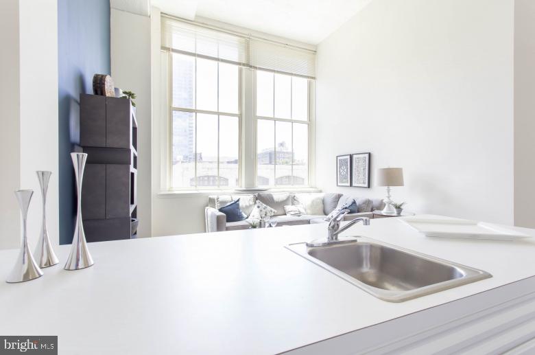 RITTENHOUSE SQUARE - Residential Lease