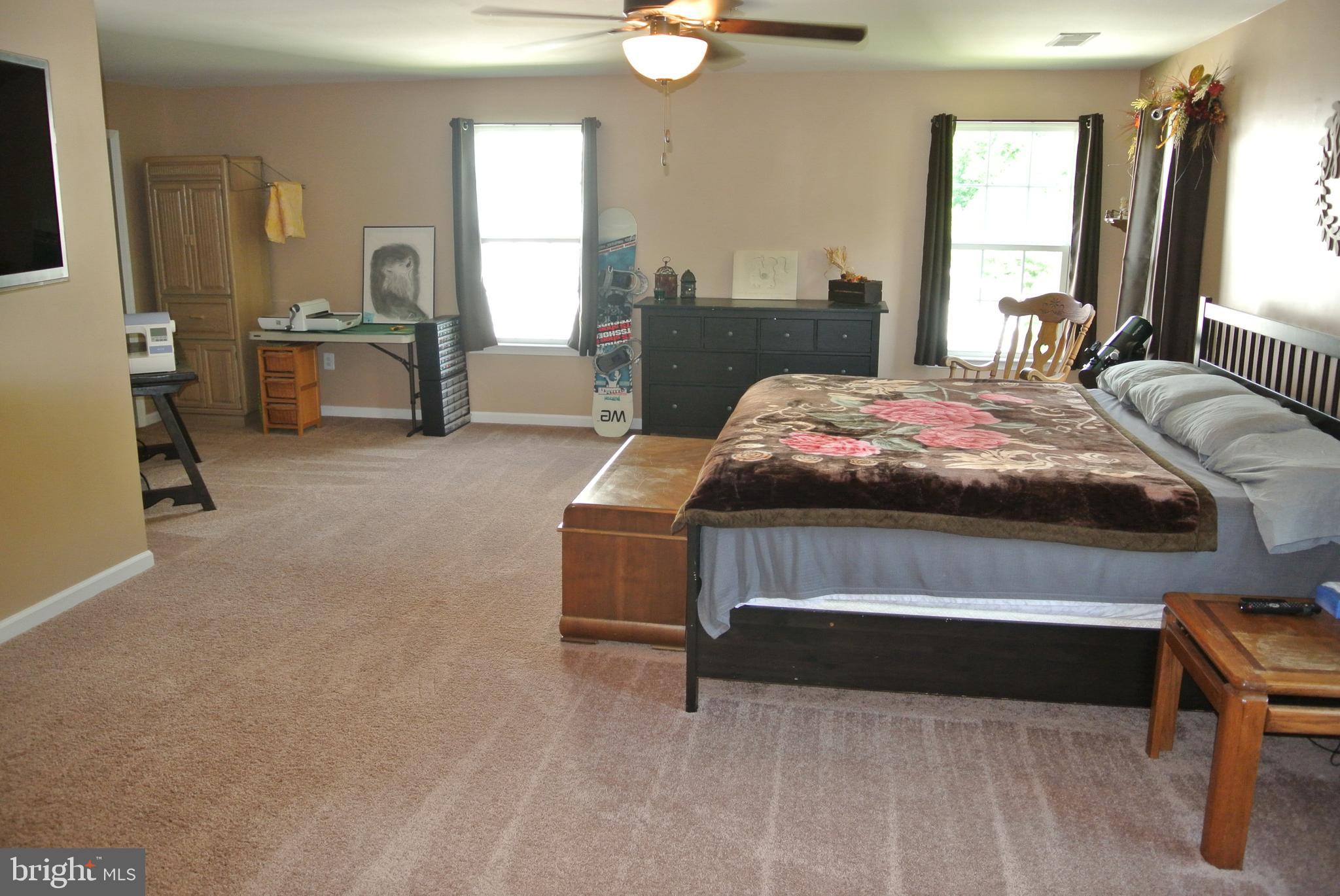 LINDEN GROVE - Residential