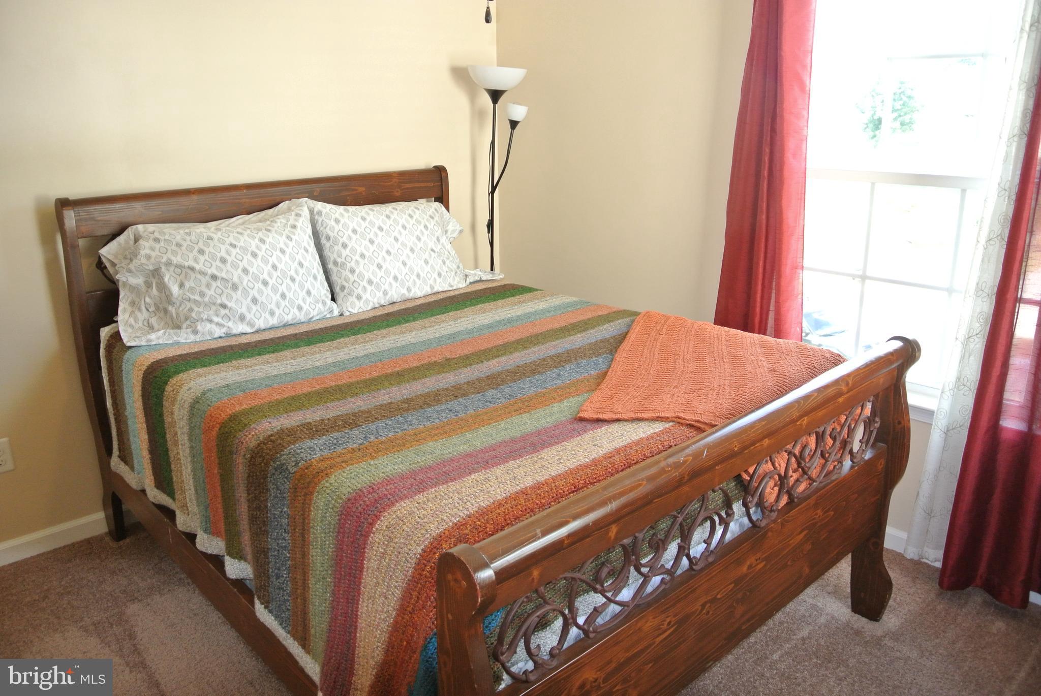 LINDEN GROVE - Residential