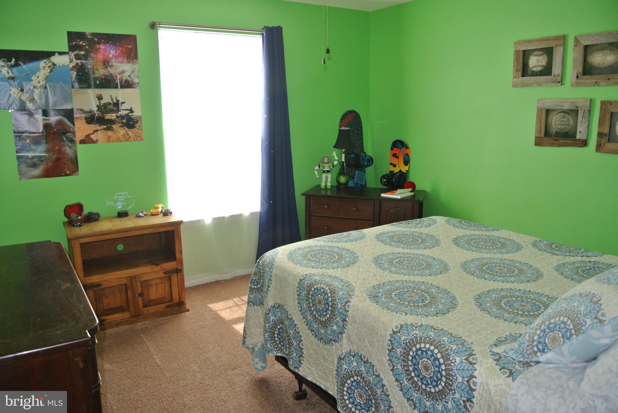 LINDEN GROVE - Residential