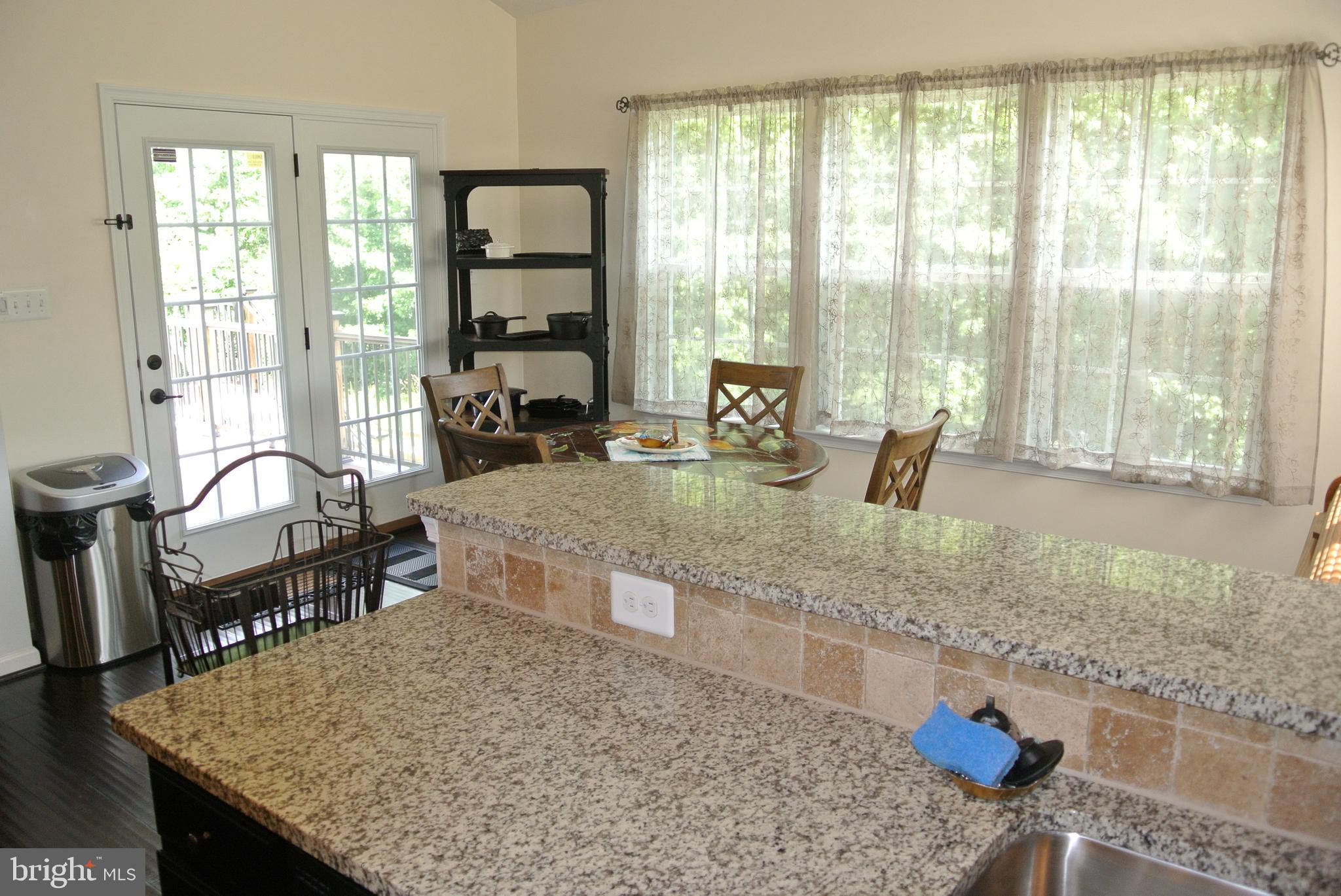 LINDEN GROVE - Residential