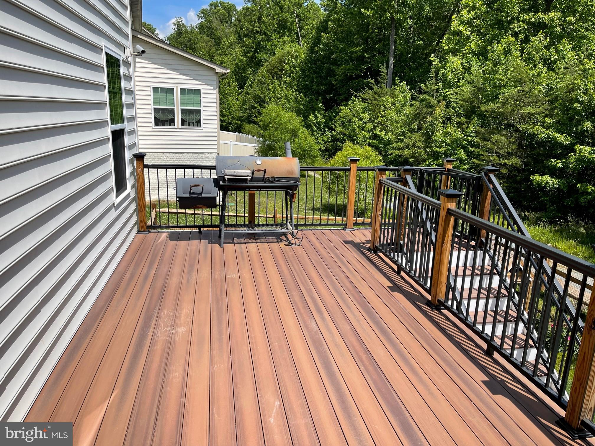 LINDEN GROVE - Residential