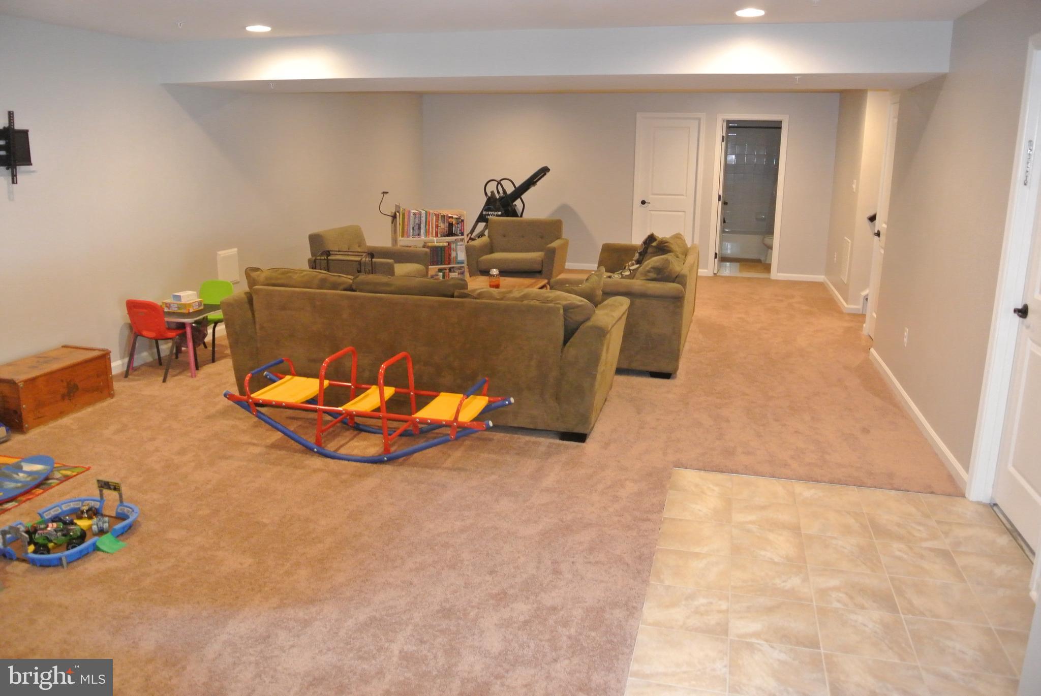 LINDEN GROVE - Residential