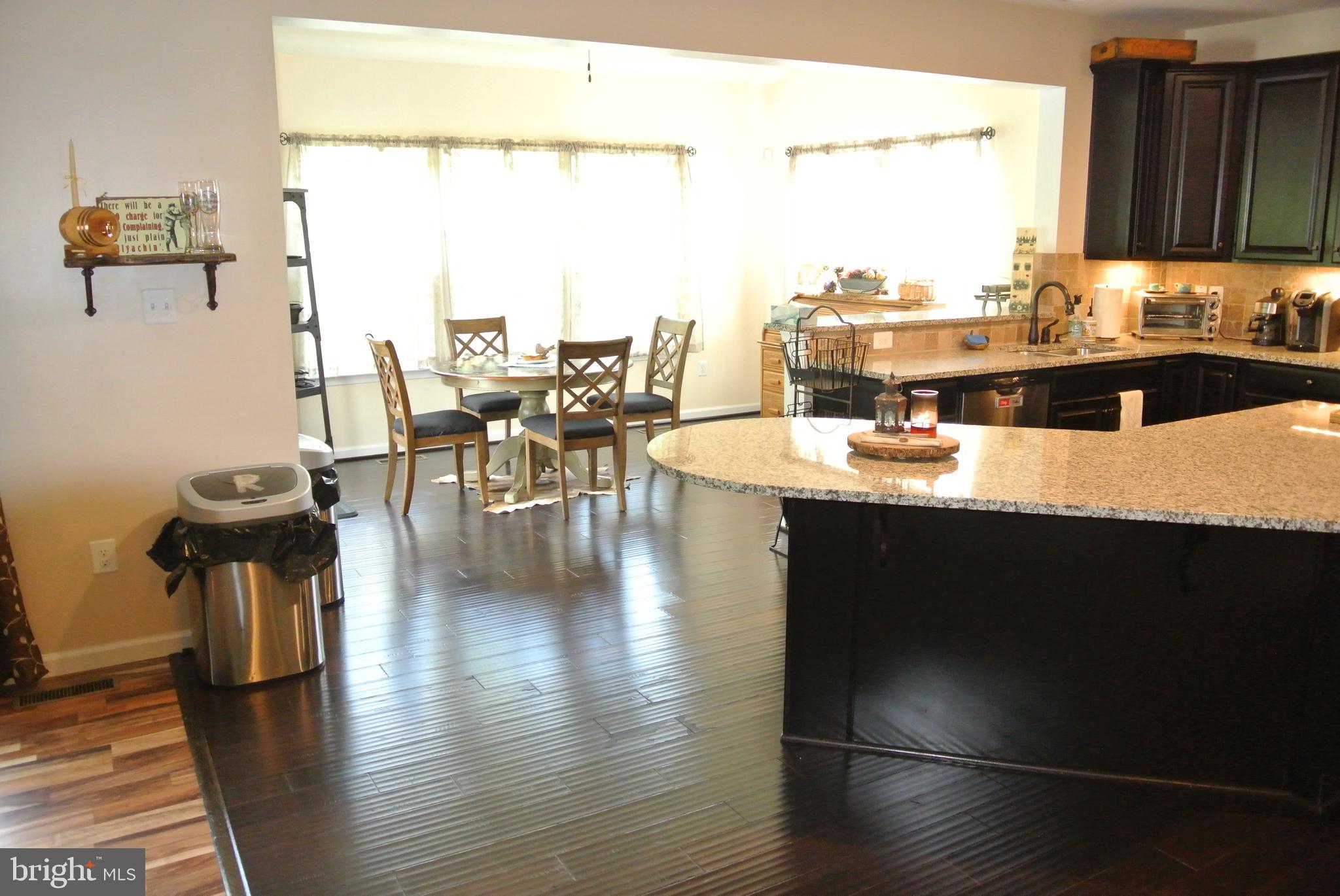 LINDEN GROVE - Residential