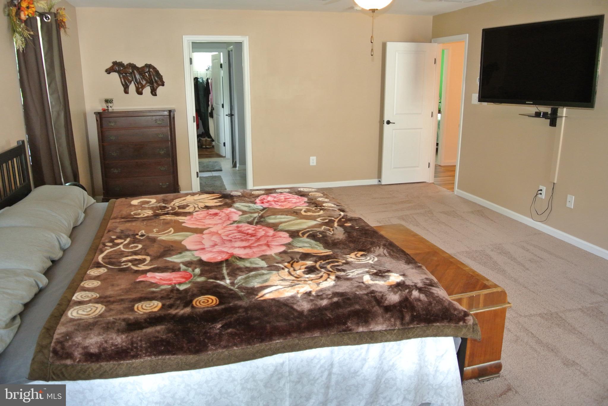 LINDEN GROVE - Residential