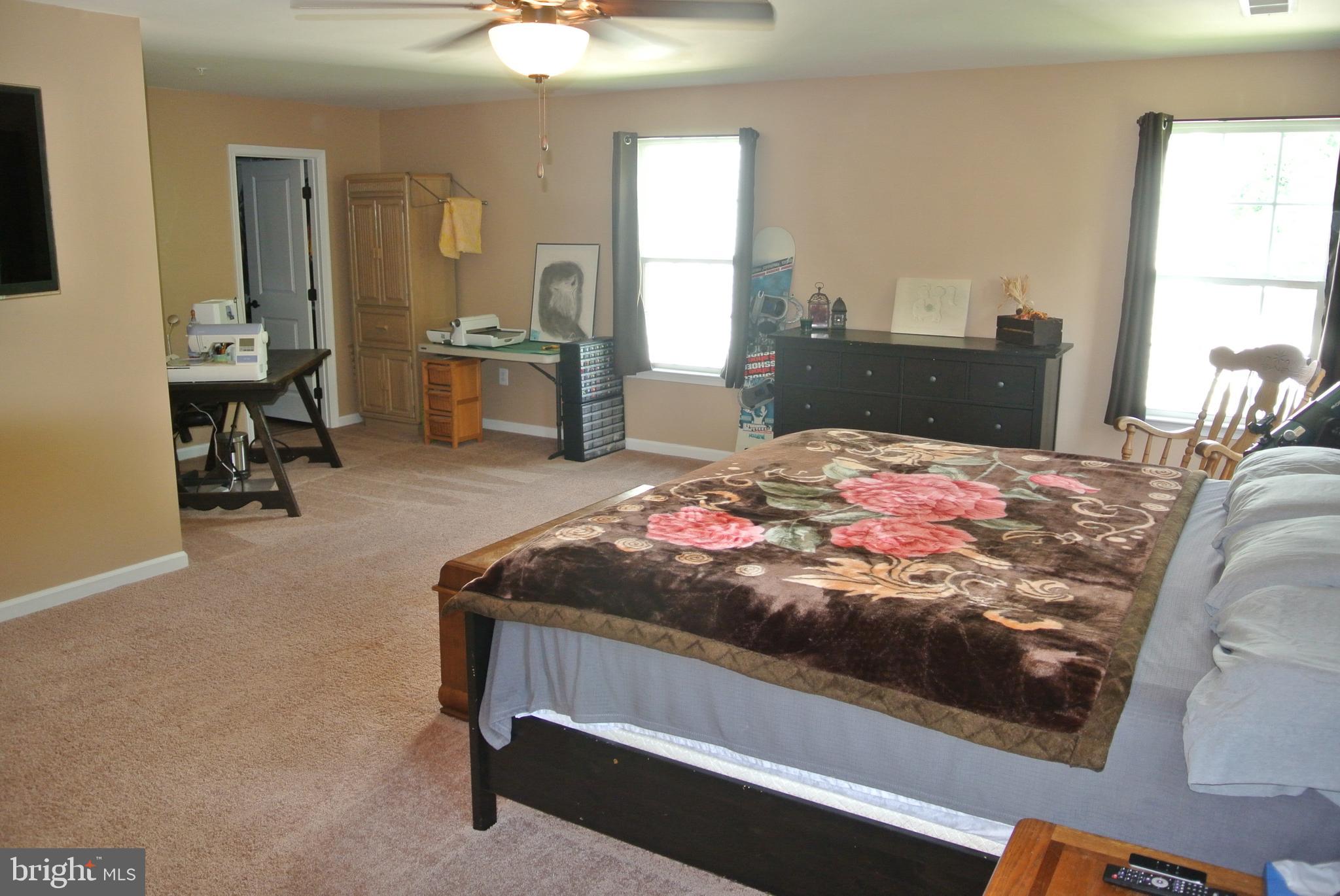 LINDEN GROVE - Residential