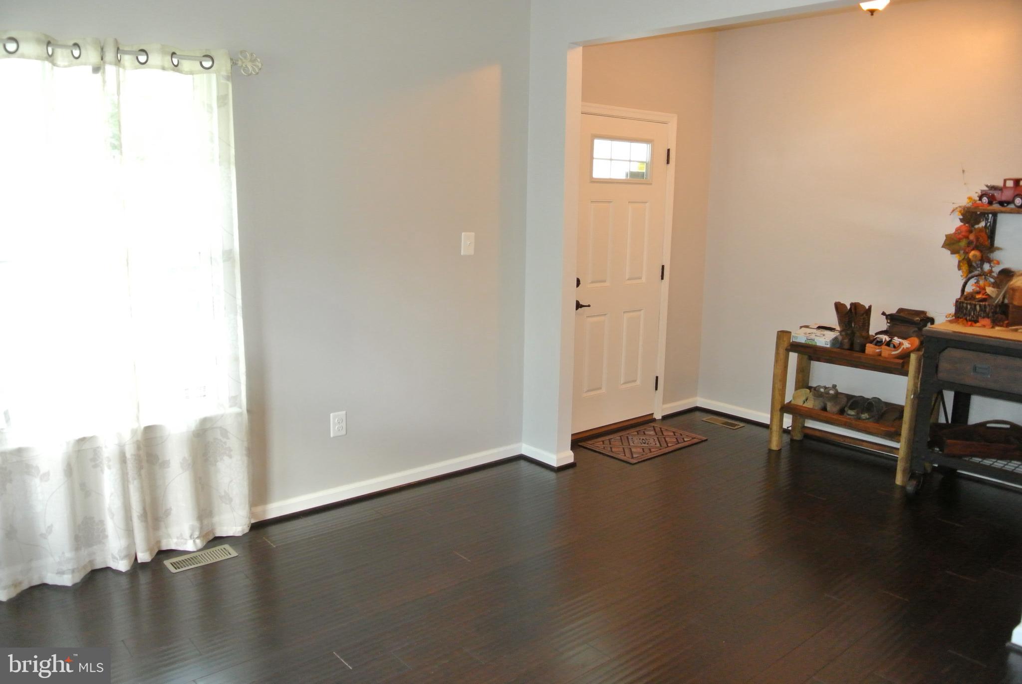 LINDEN GROVE - Residential