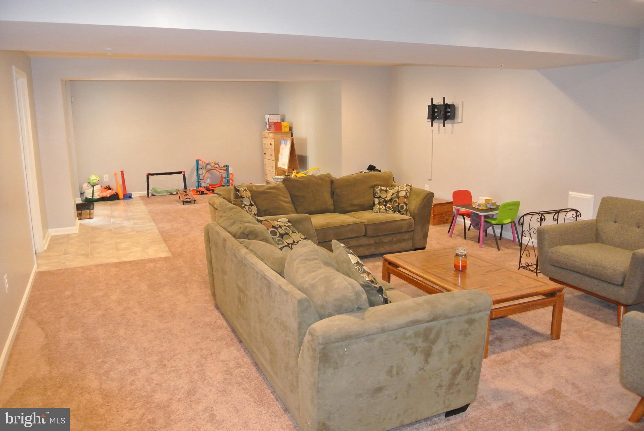 LINDEN GROVE - Residential