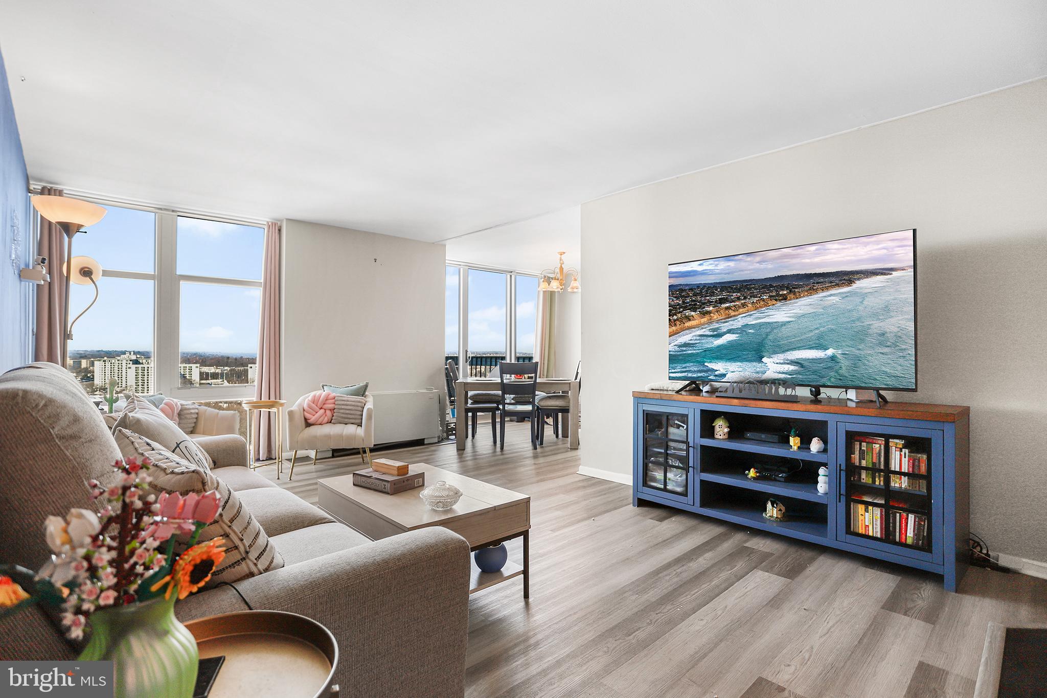 RIVER PARK - Residential