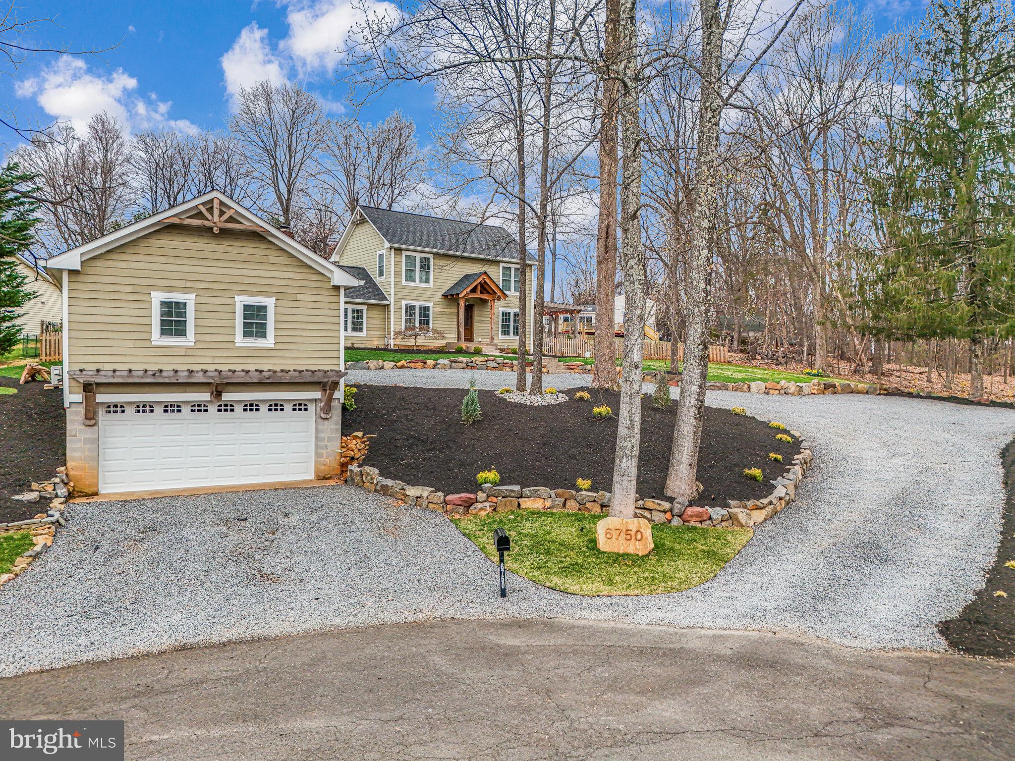 6750 STONEHURST COURT