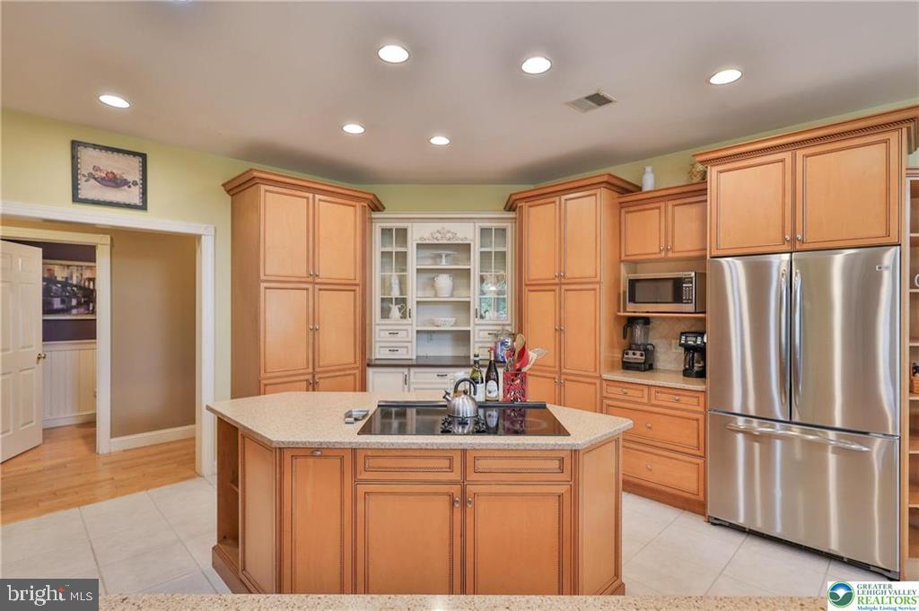 FAR VIEW FARMS - Residential