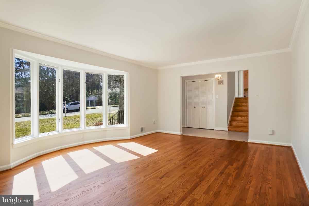 FOREST VILLA WOODS - Residential