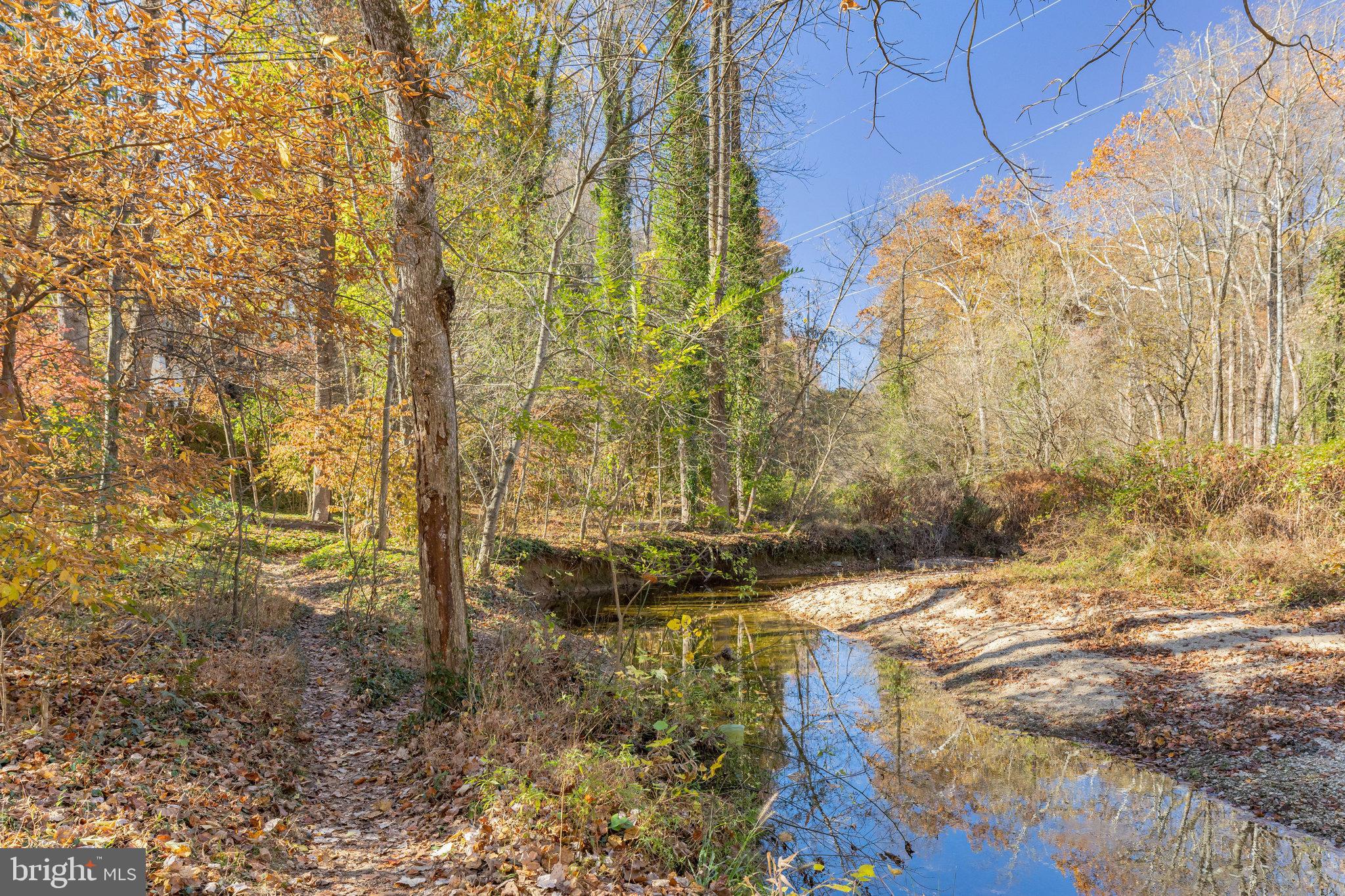 FOREST VILLA WOODS - Residential