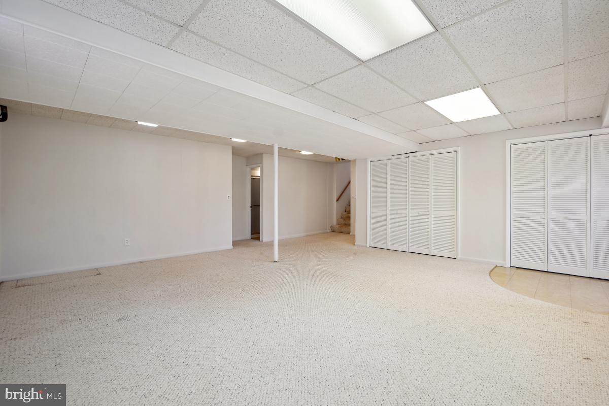 FOREST VILLA WOODS - Residential