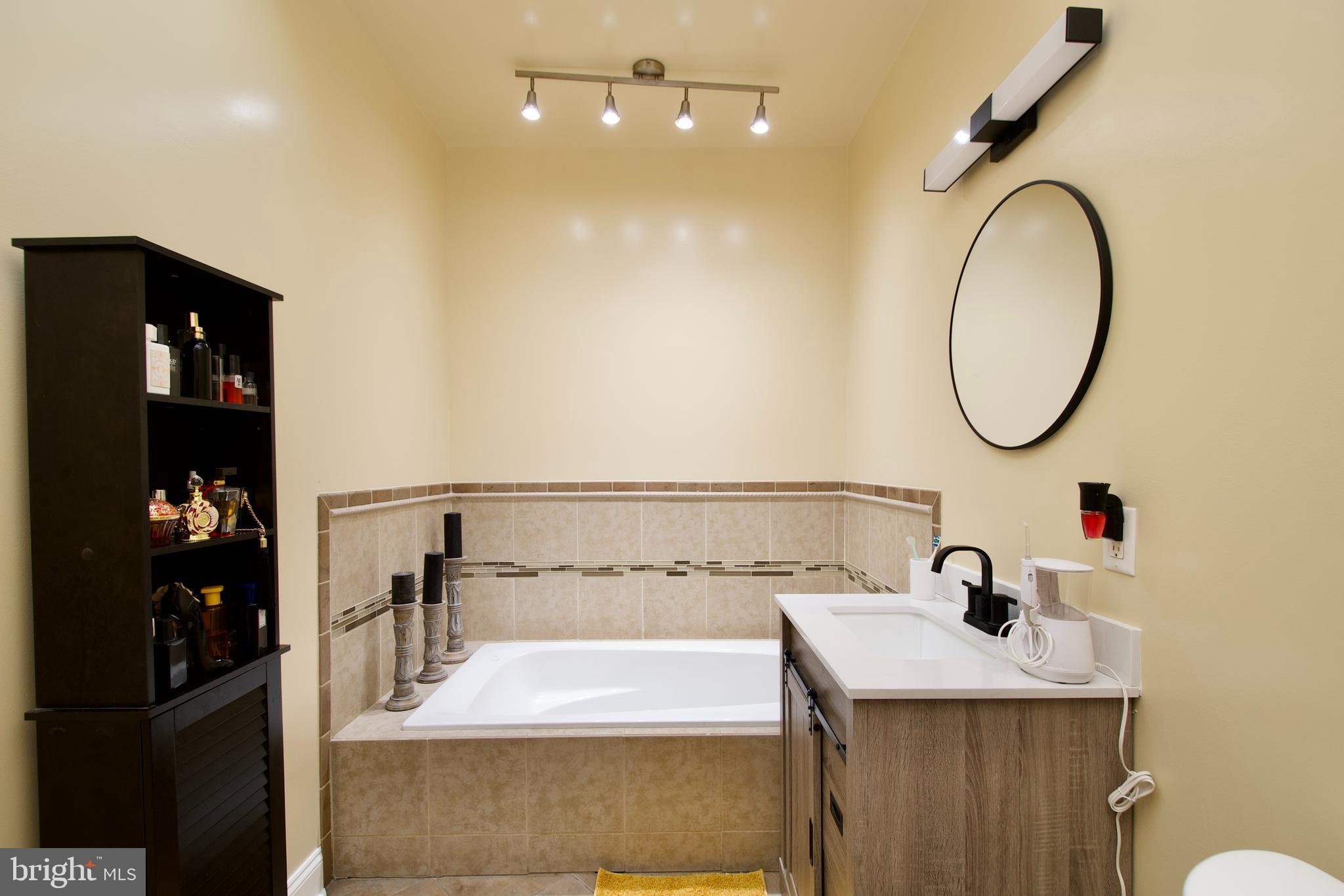 MCELDERRY PARK - Residential