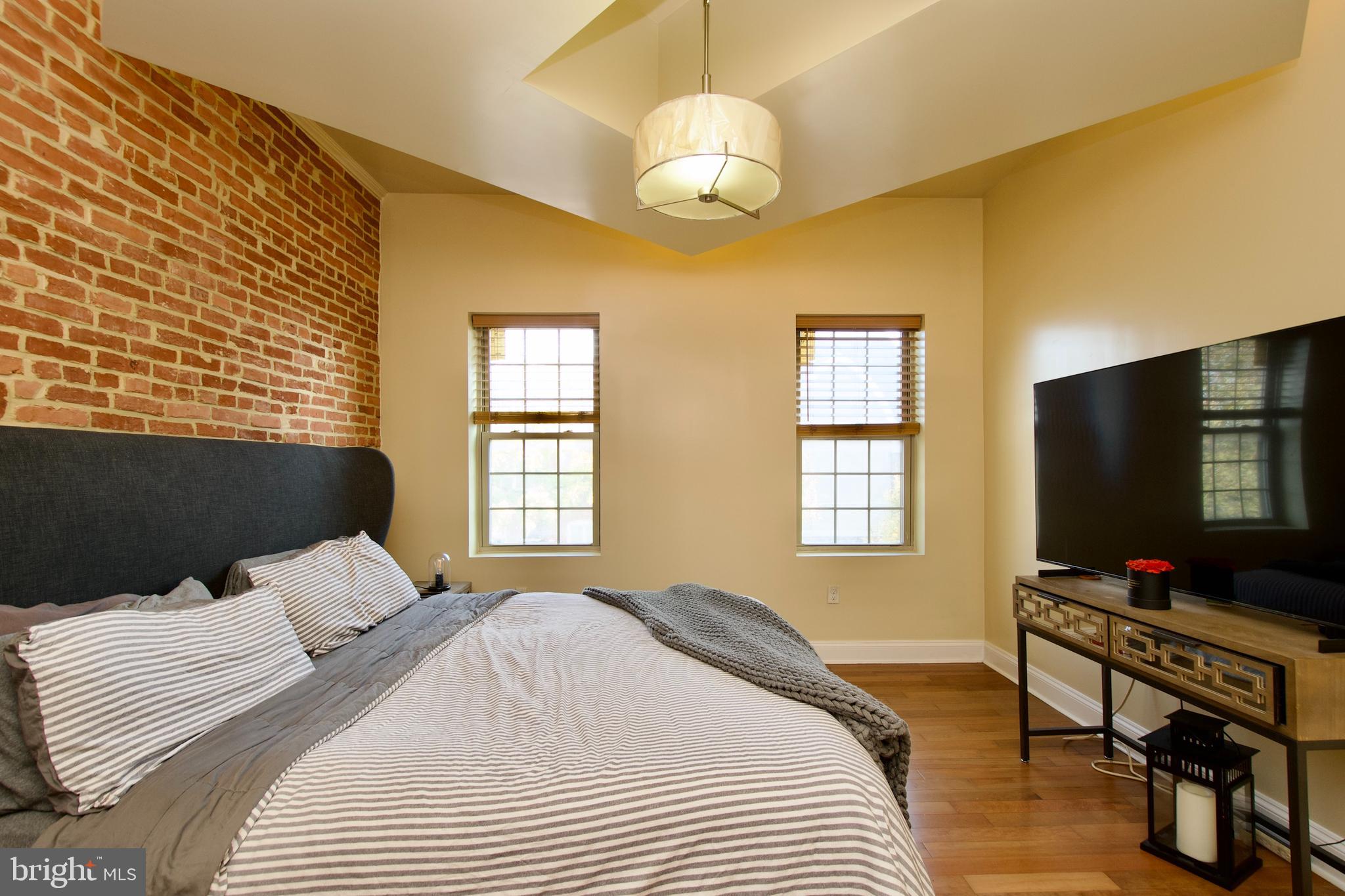 MCELDERRY PARK - Residential