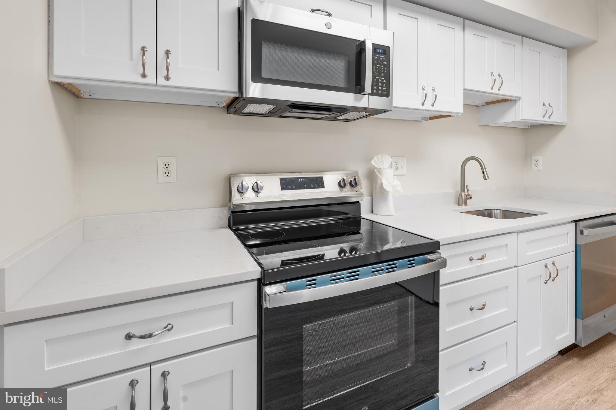 CLUSTERS - Residential Lease