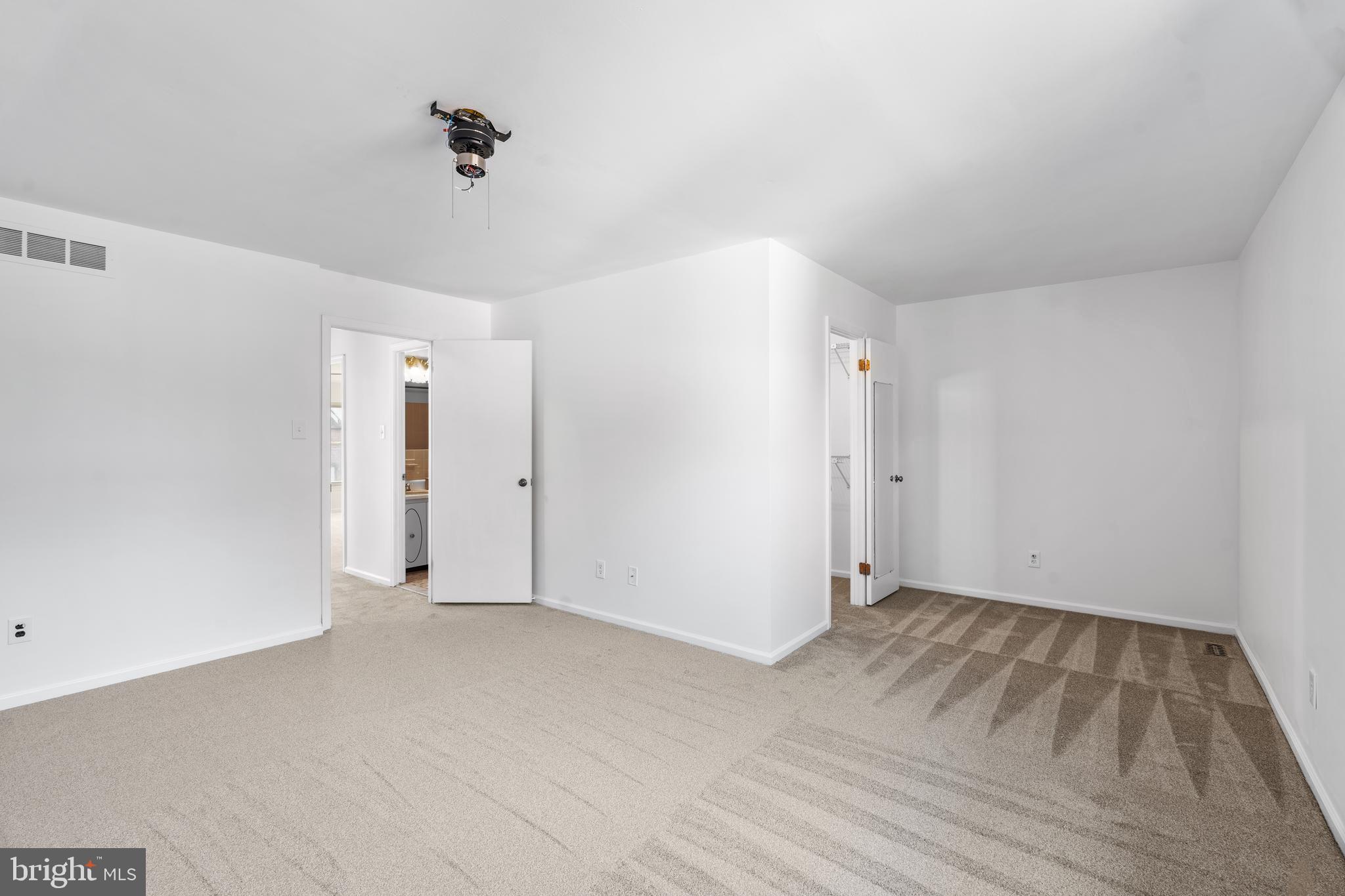 CLUSTERS - Residential Lease