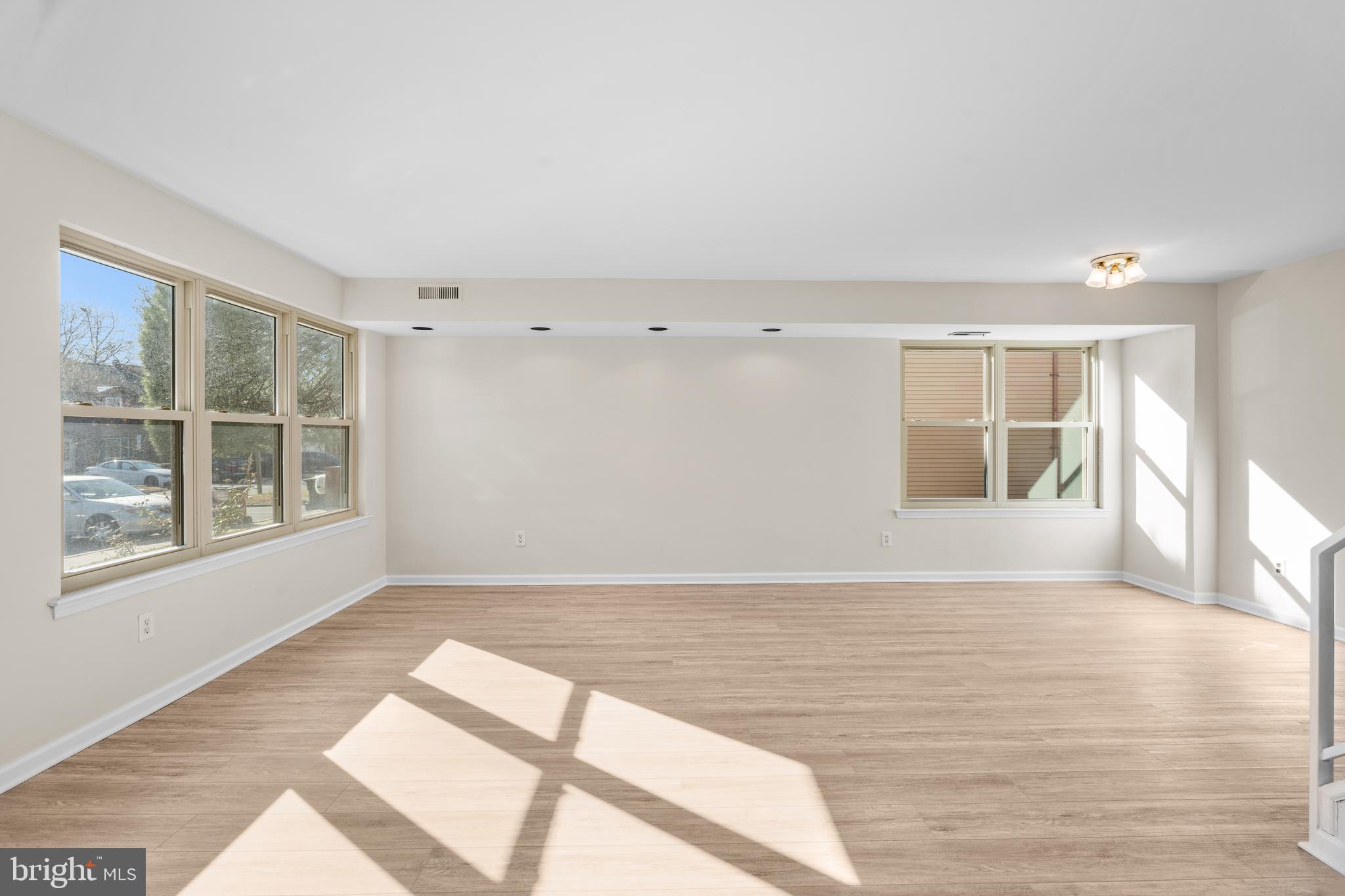 CLUSTERS - Residential Lease