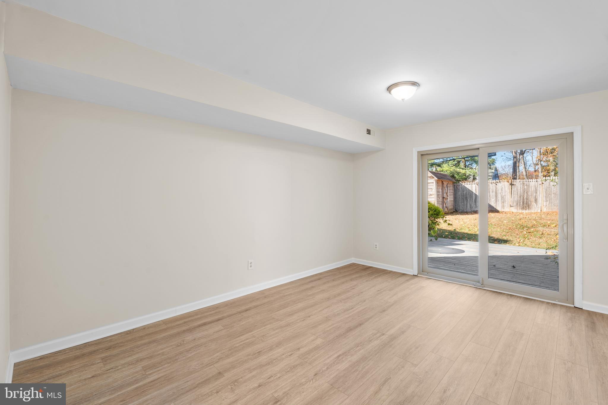 CLUSTERS - Residential Lease