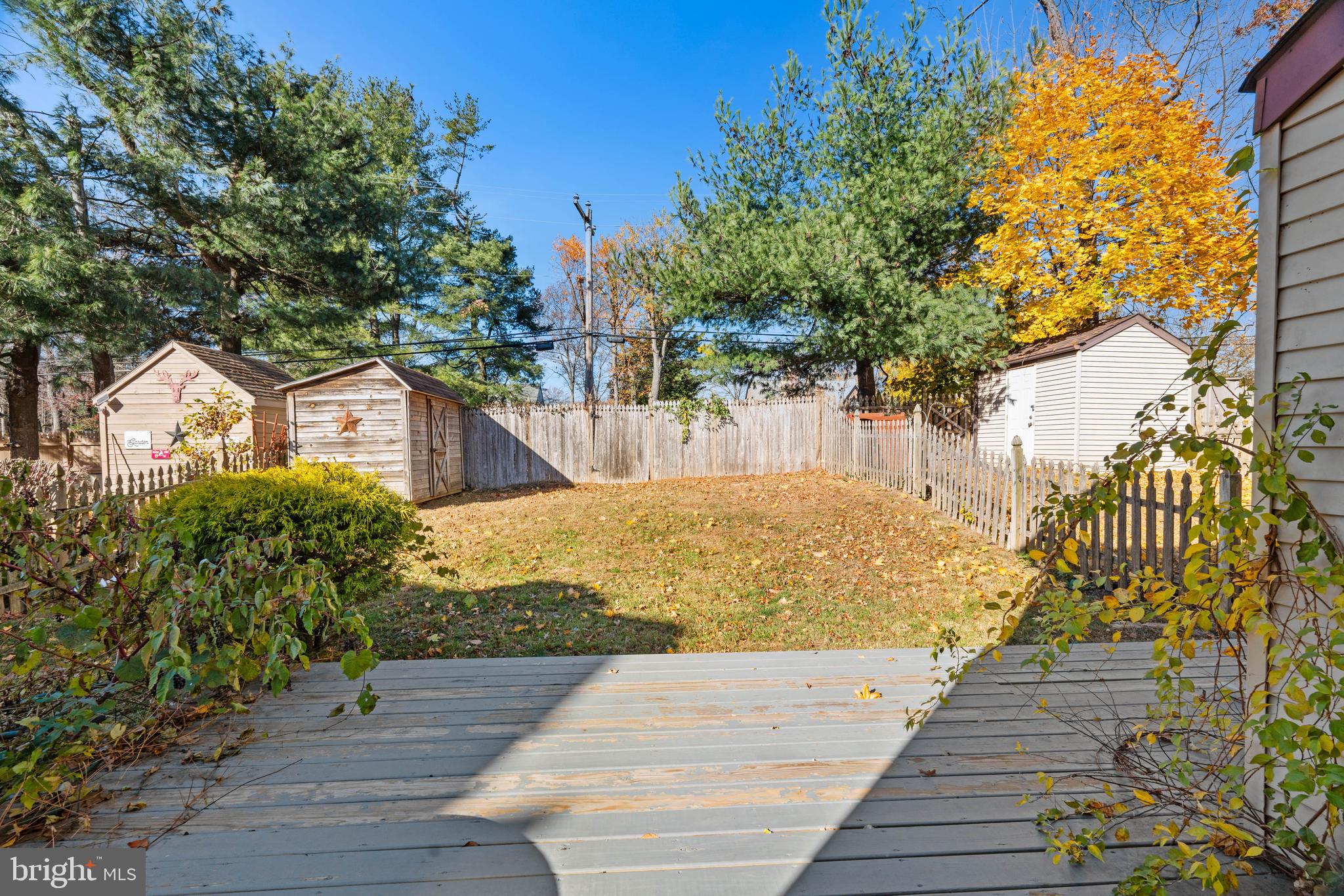 CLUSTERS - Residential Lease